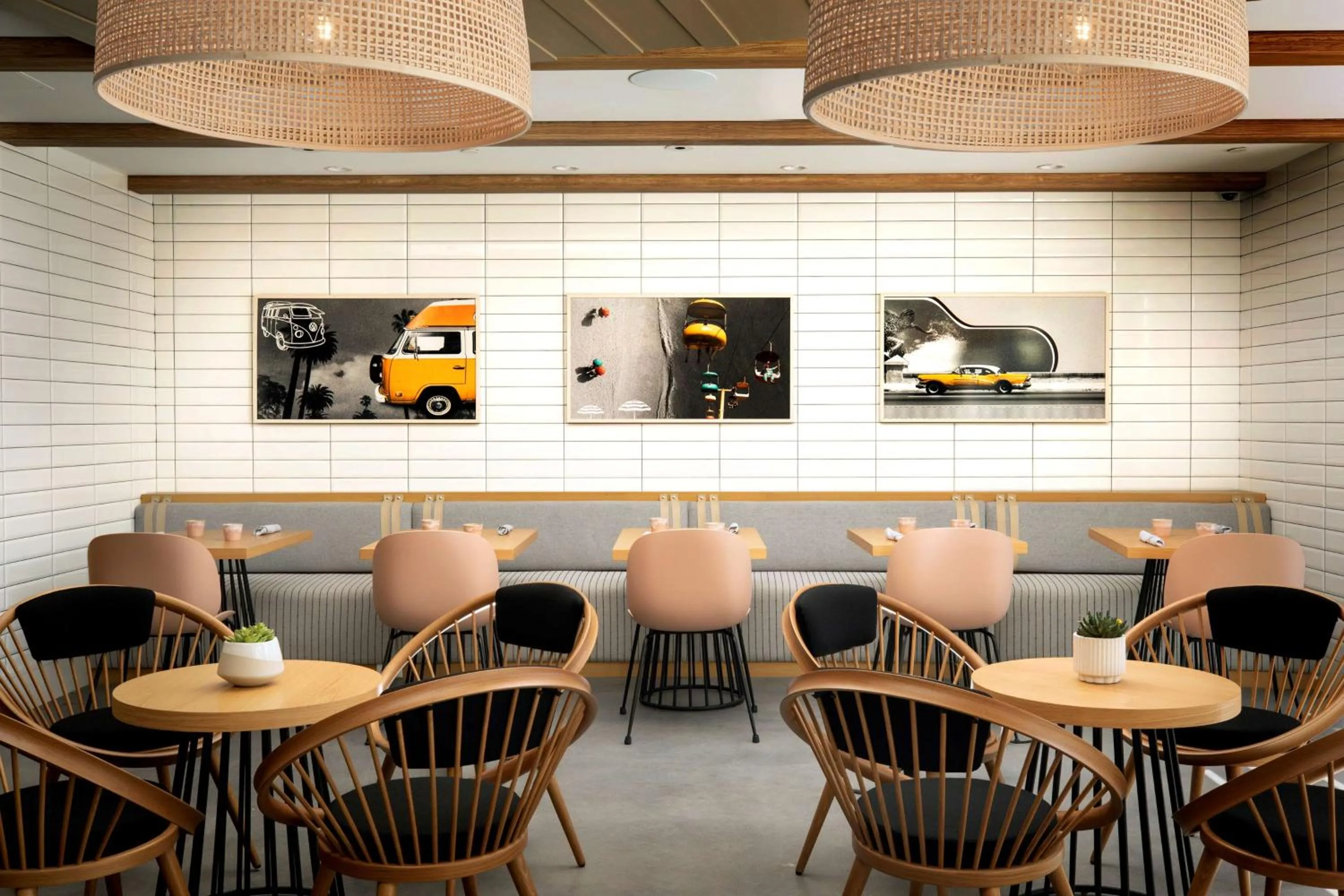 Restaurant/places to eat in The Monsaraz San Diego, Tapestry Collection By Hilton