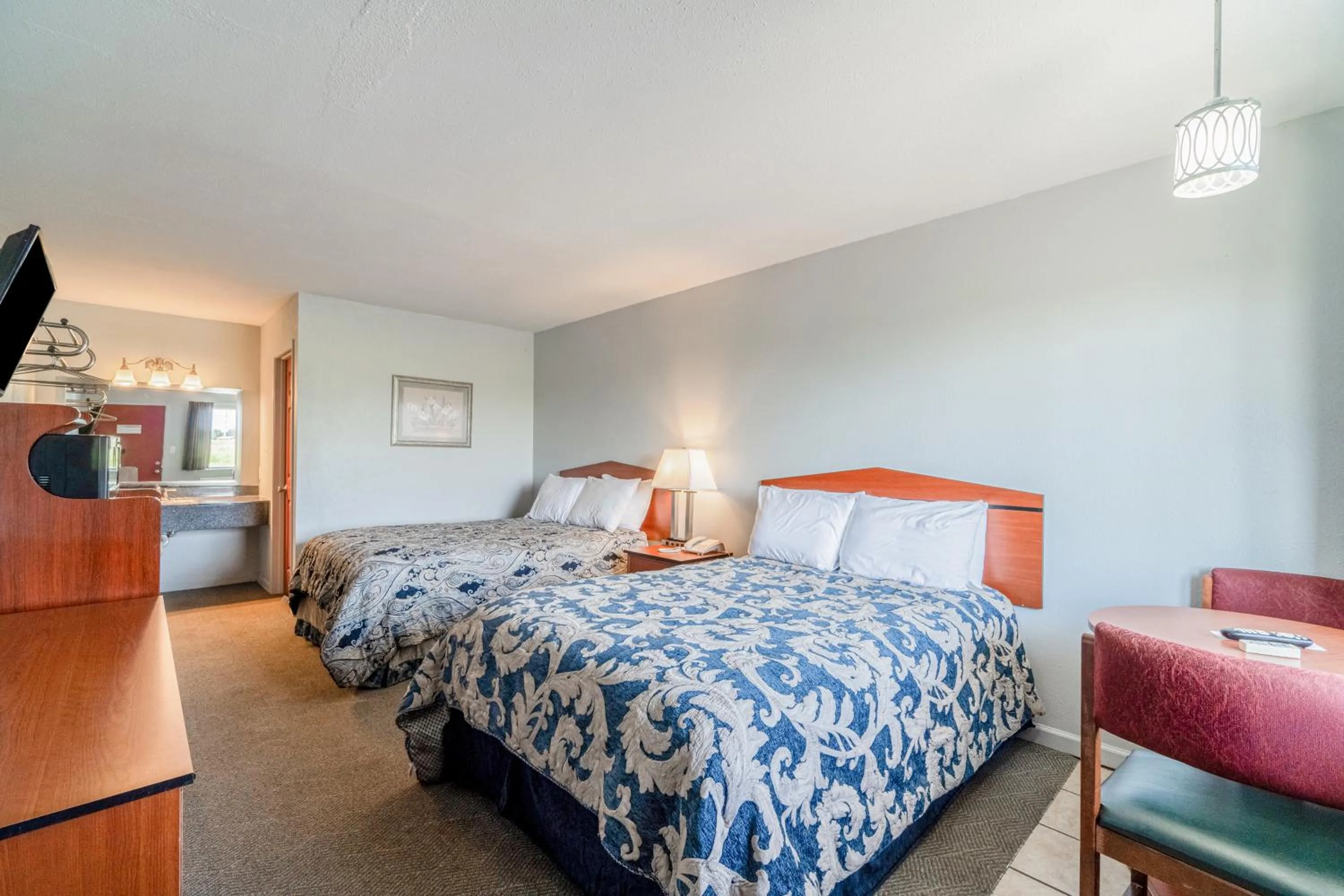 Bedroom, Bed in Capital O Aurora Inn Monett US 60