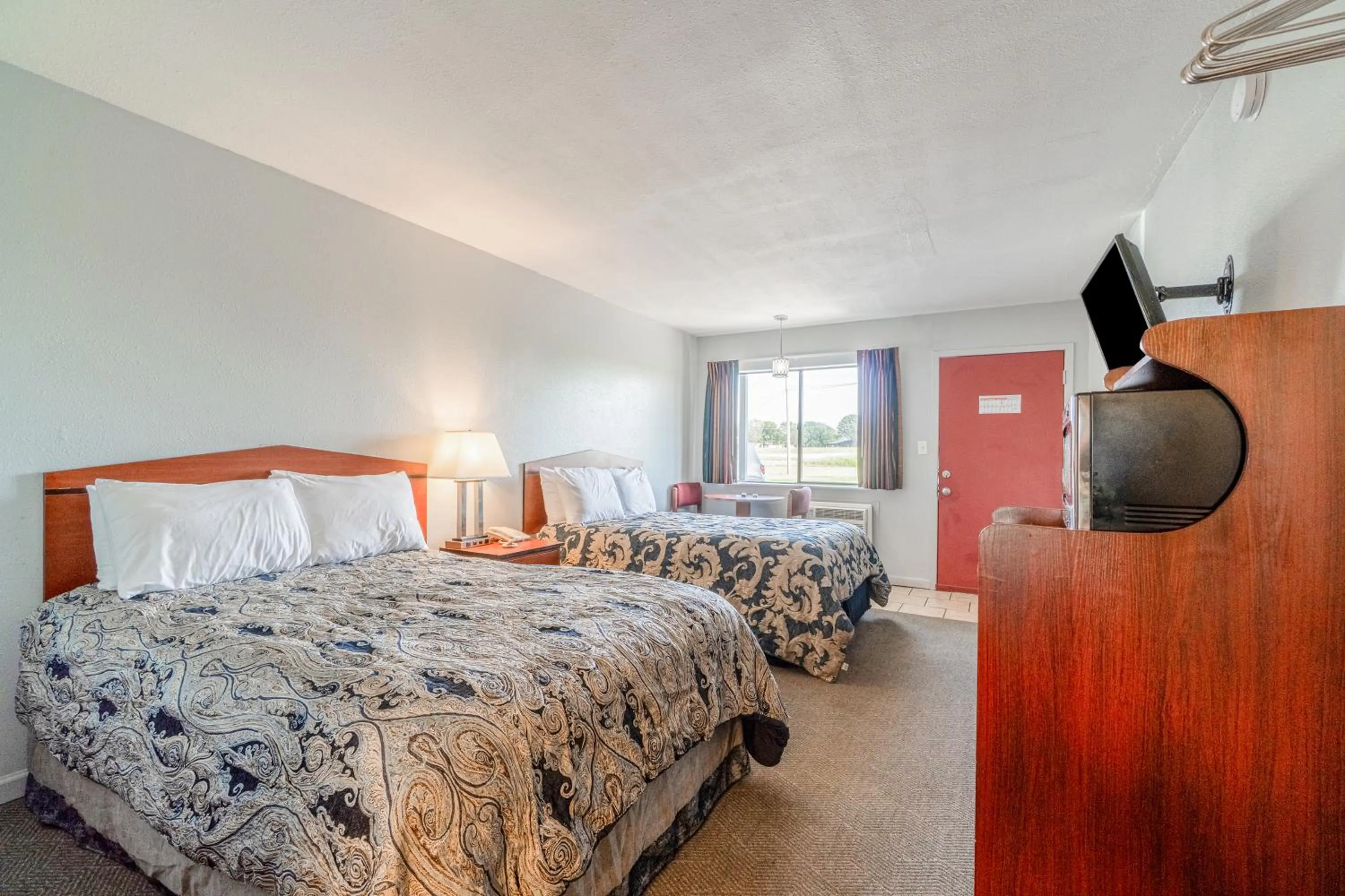 Bedroom, Bed in Capital O Aurora Inn Monett US 60