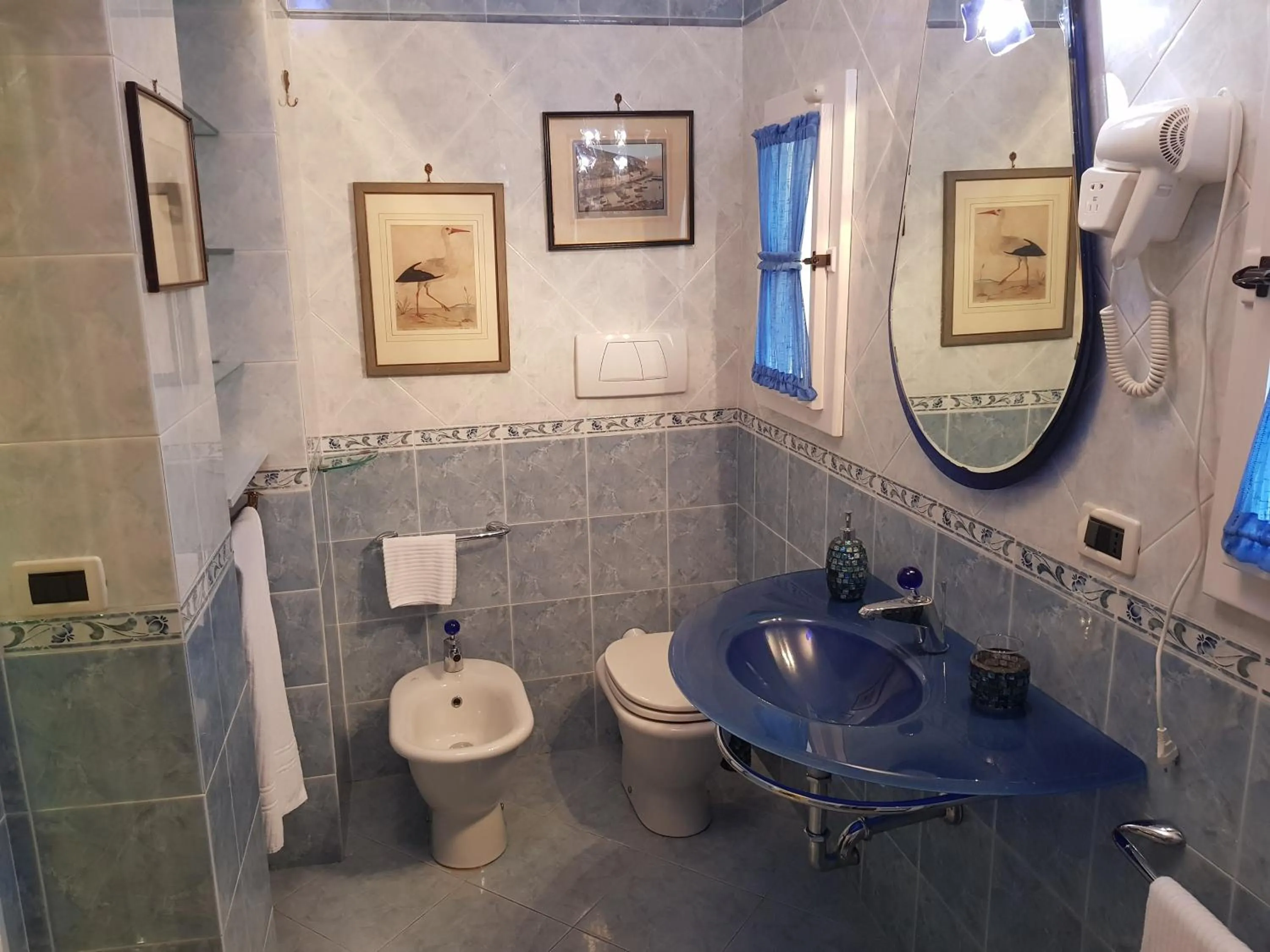Toilet in Villa il Lauro