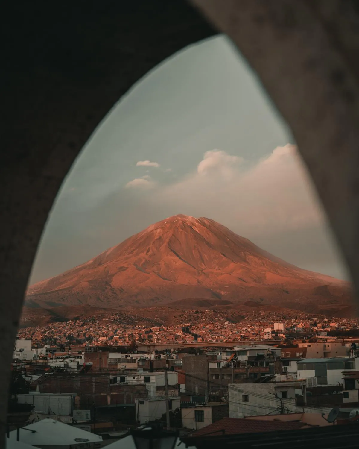 City view in CIRQA - Relais & Châteaux