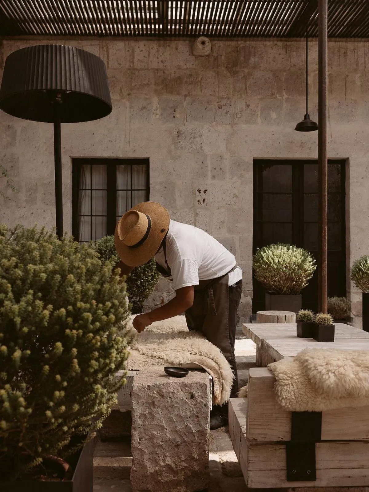 Property building in CIRQA - Relais & Châteaux