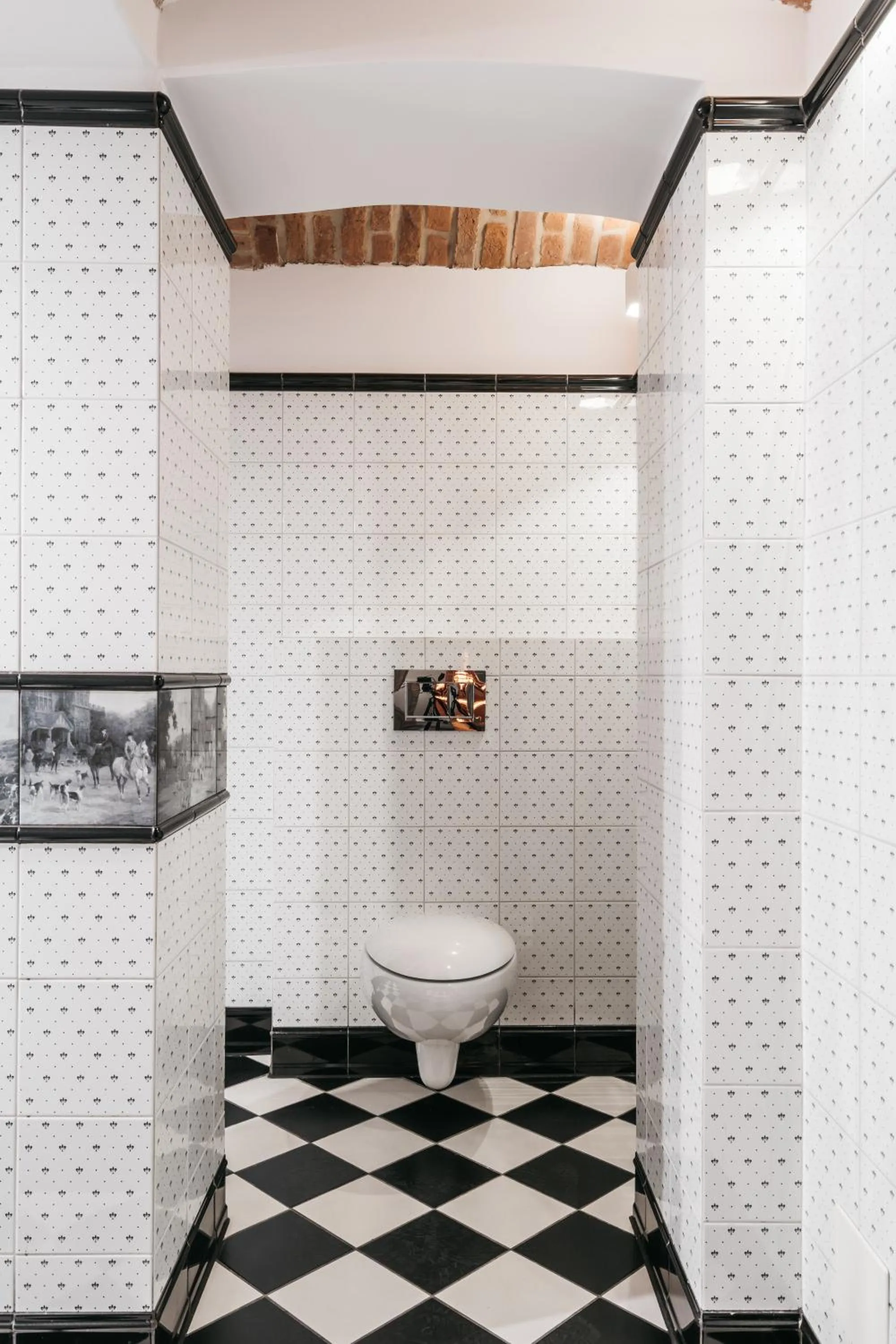 Toilet in House of Loft Affair - LoftAffair Collection