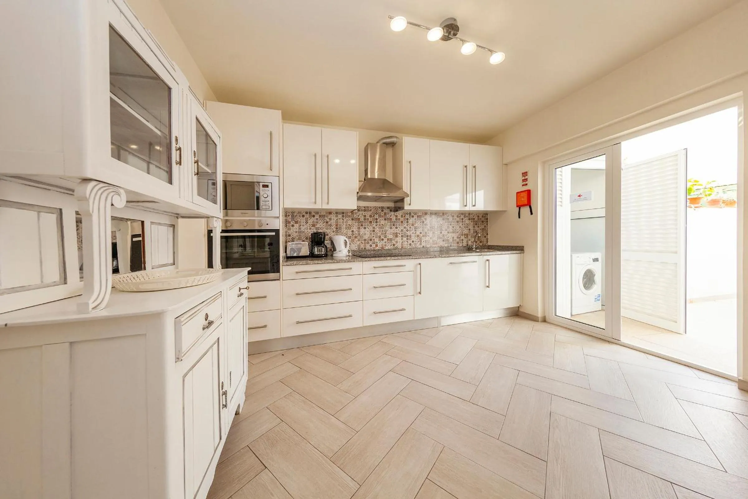 Kitchen or kitchenette in Lagos Center Apartment