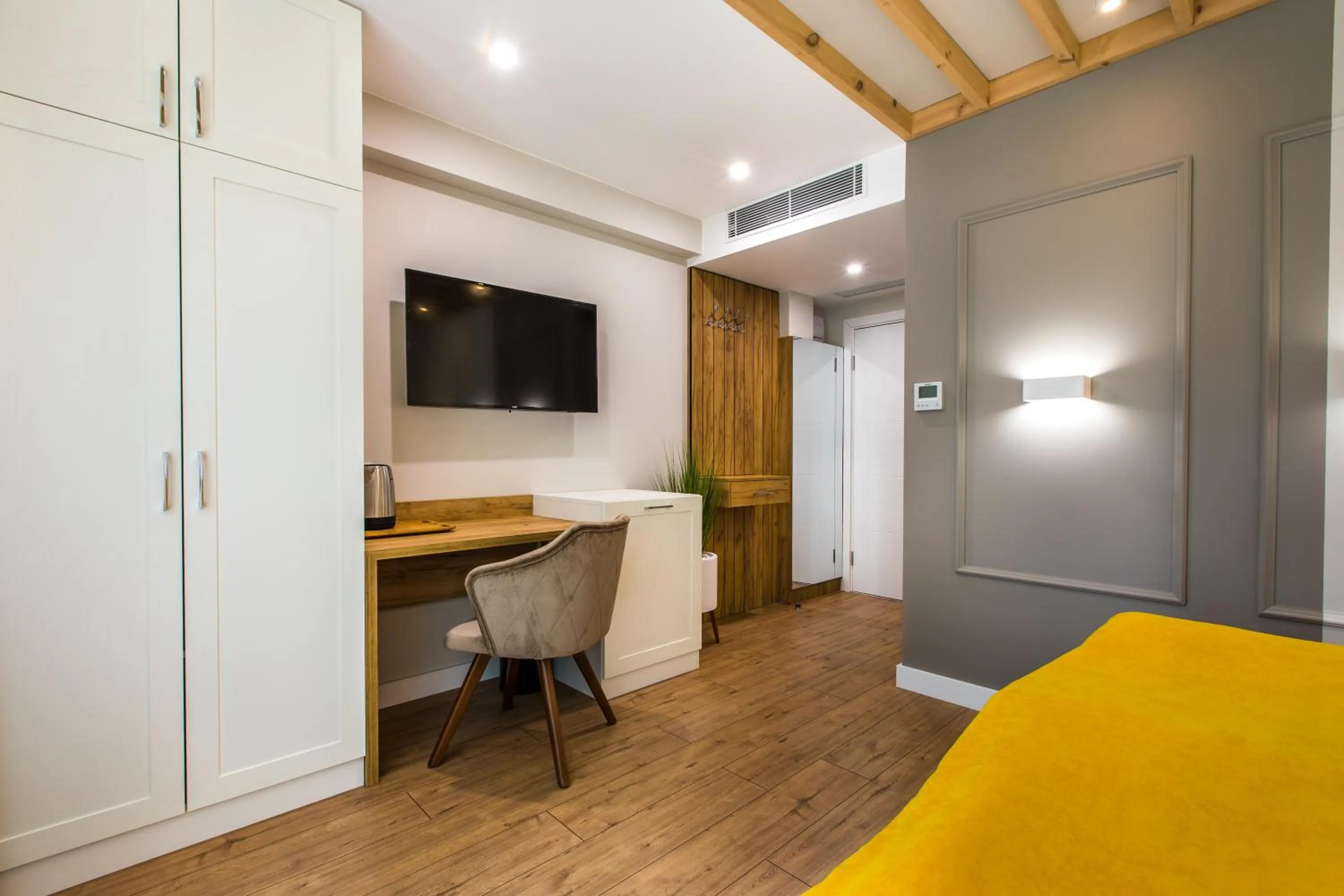 Photo of the whole room in HillHouse Plovdiv