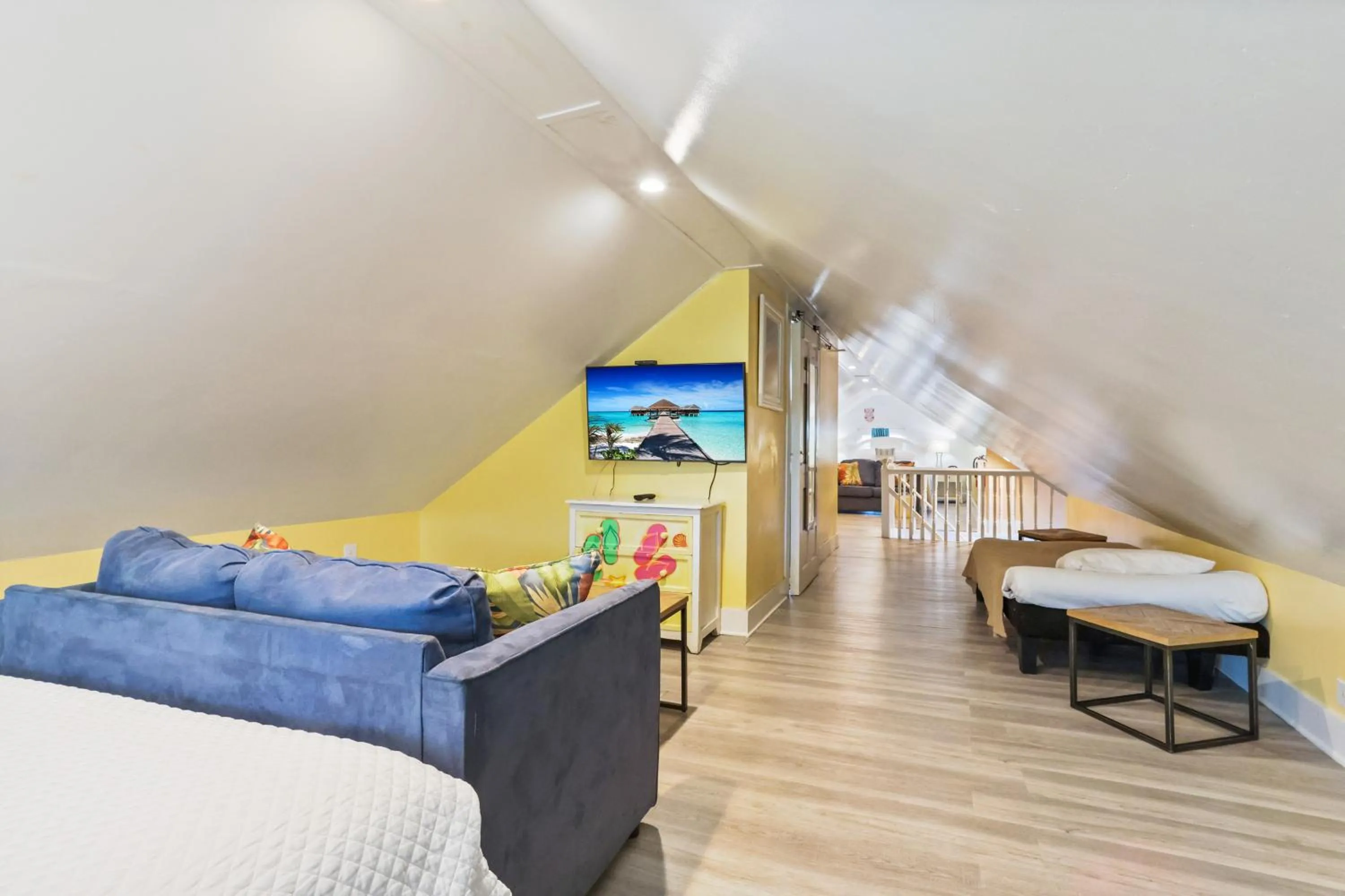 Bedroom, Bed in The Palms Hotel