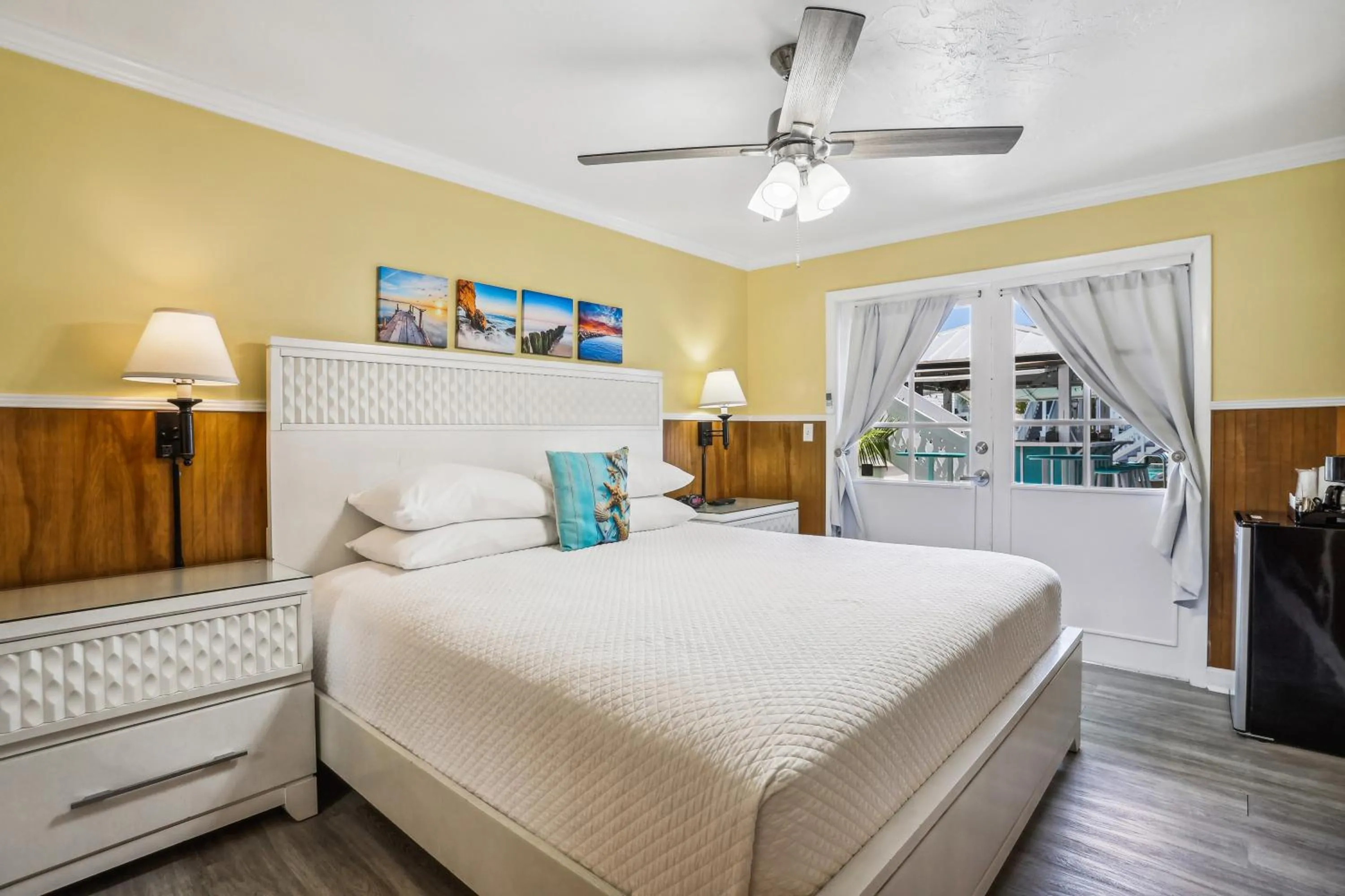 Bedroom, Bed in The Palms Hotel