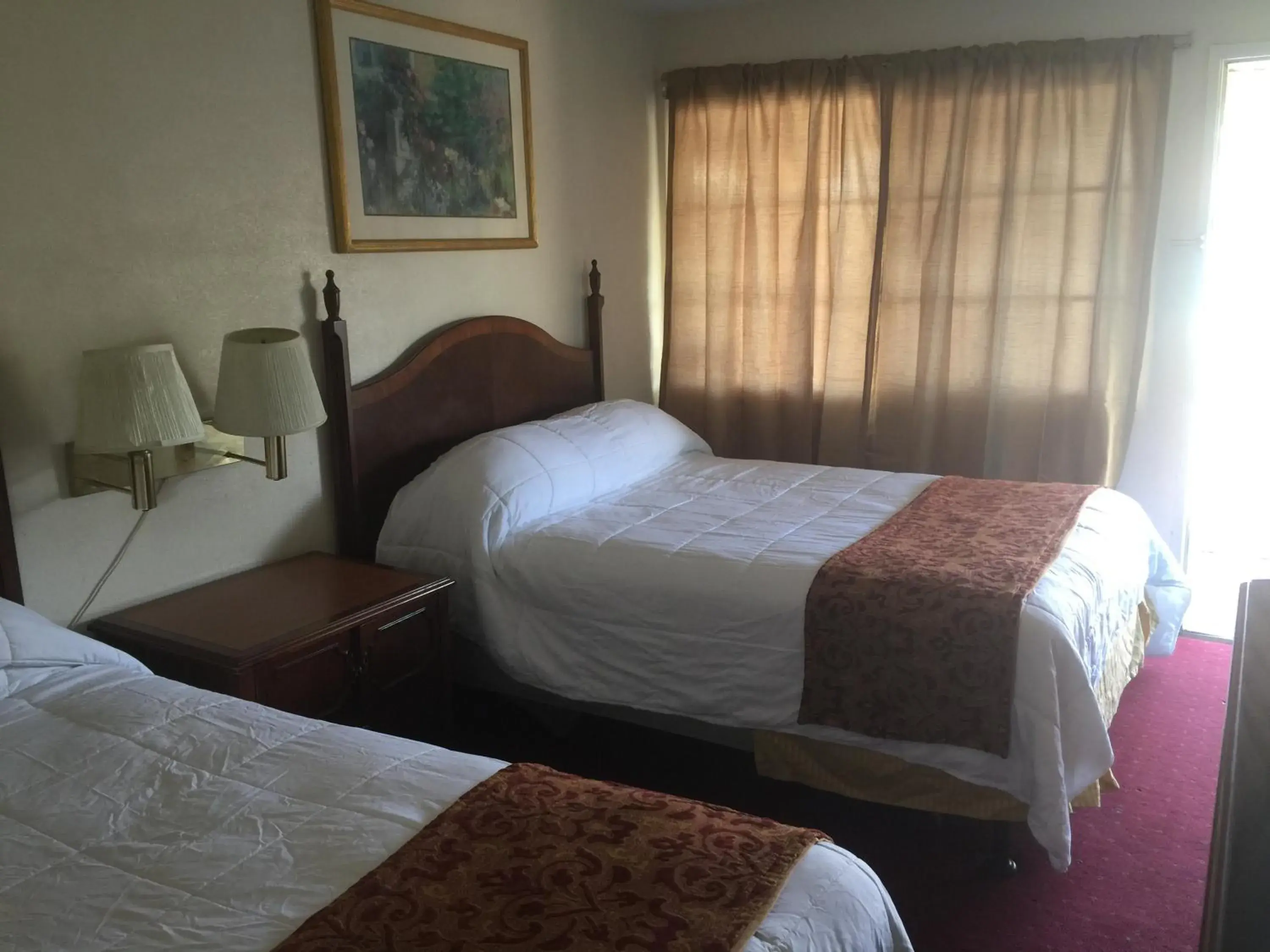 Standard Queen Room with Two Queen Beds in Frontier Motel Standard Queen Room with Two Queen Beds in Frontier Motel