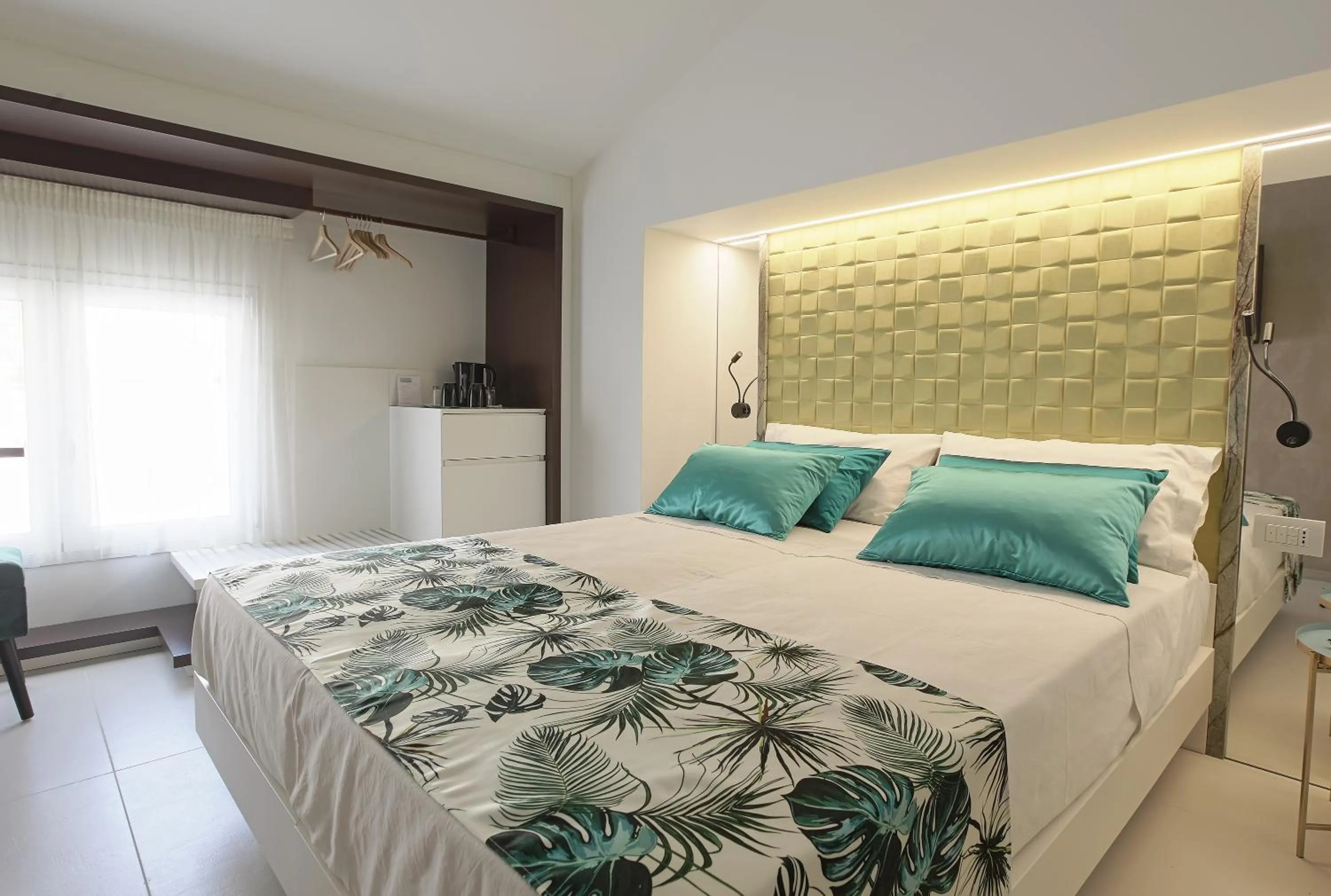 Bedroom, Bed in Hedoné Design Experience B&B