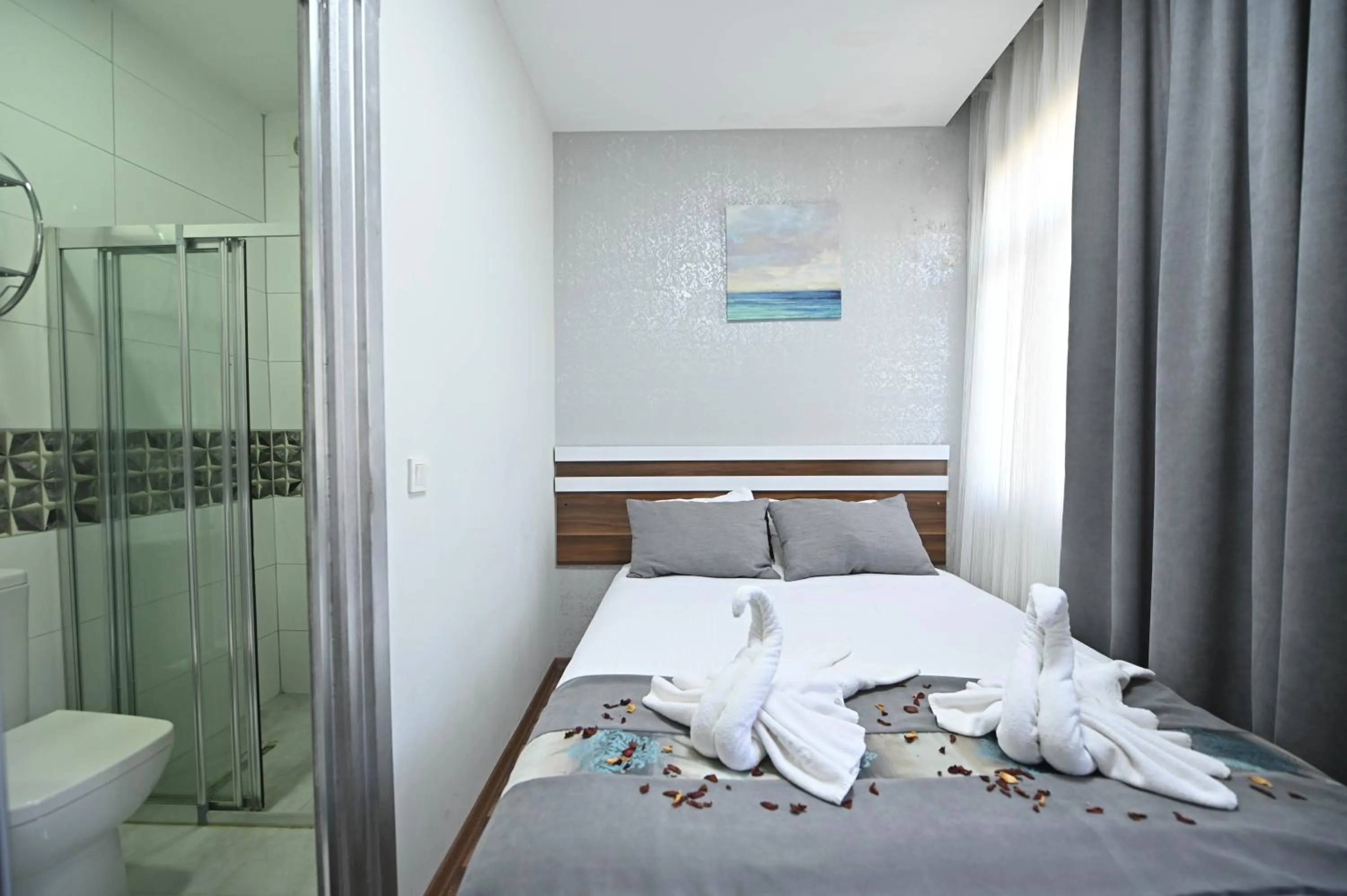 Bed in Safir Gold Hotel