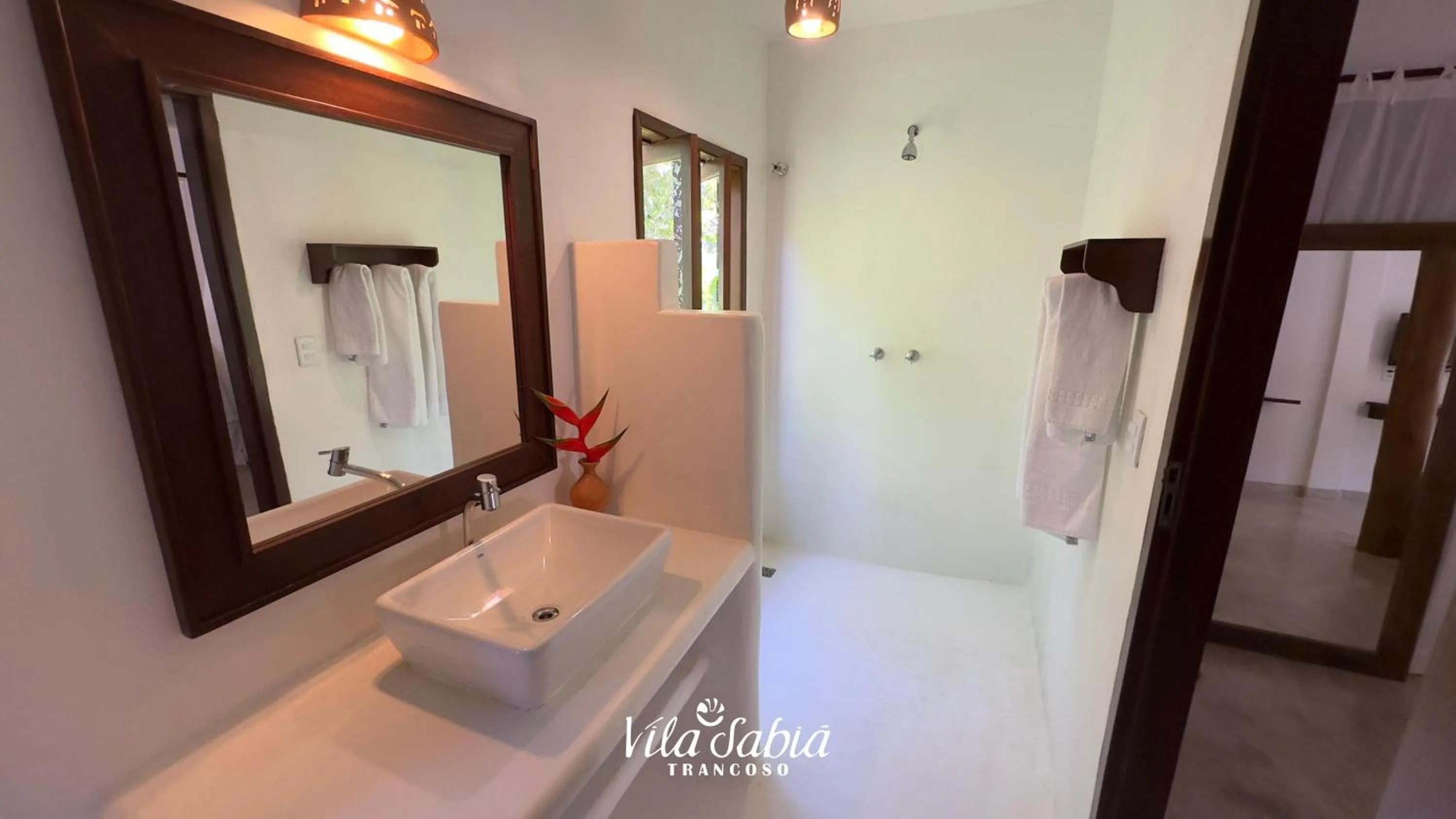 Shower in Vila Sabiá Trancoso