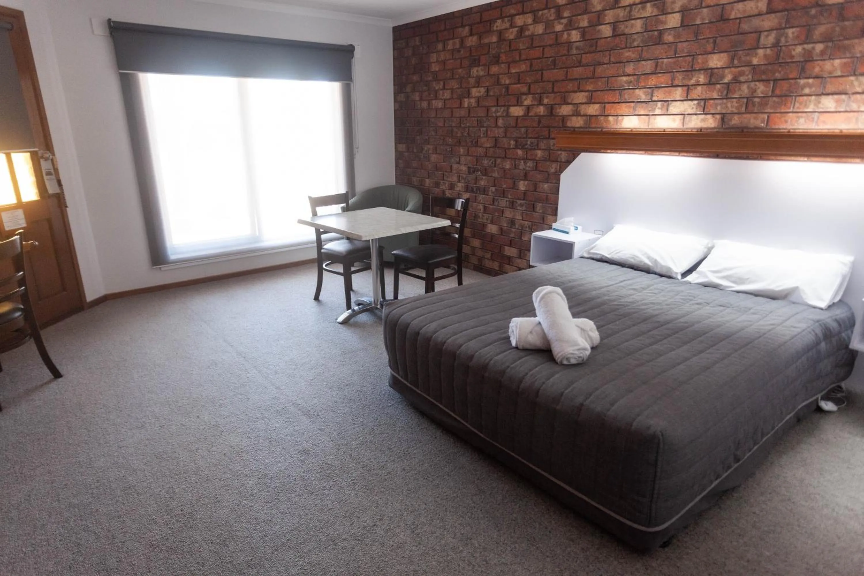 Bed in Donald Motor Lodge