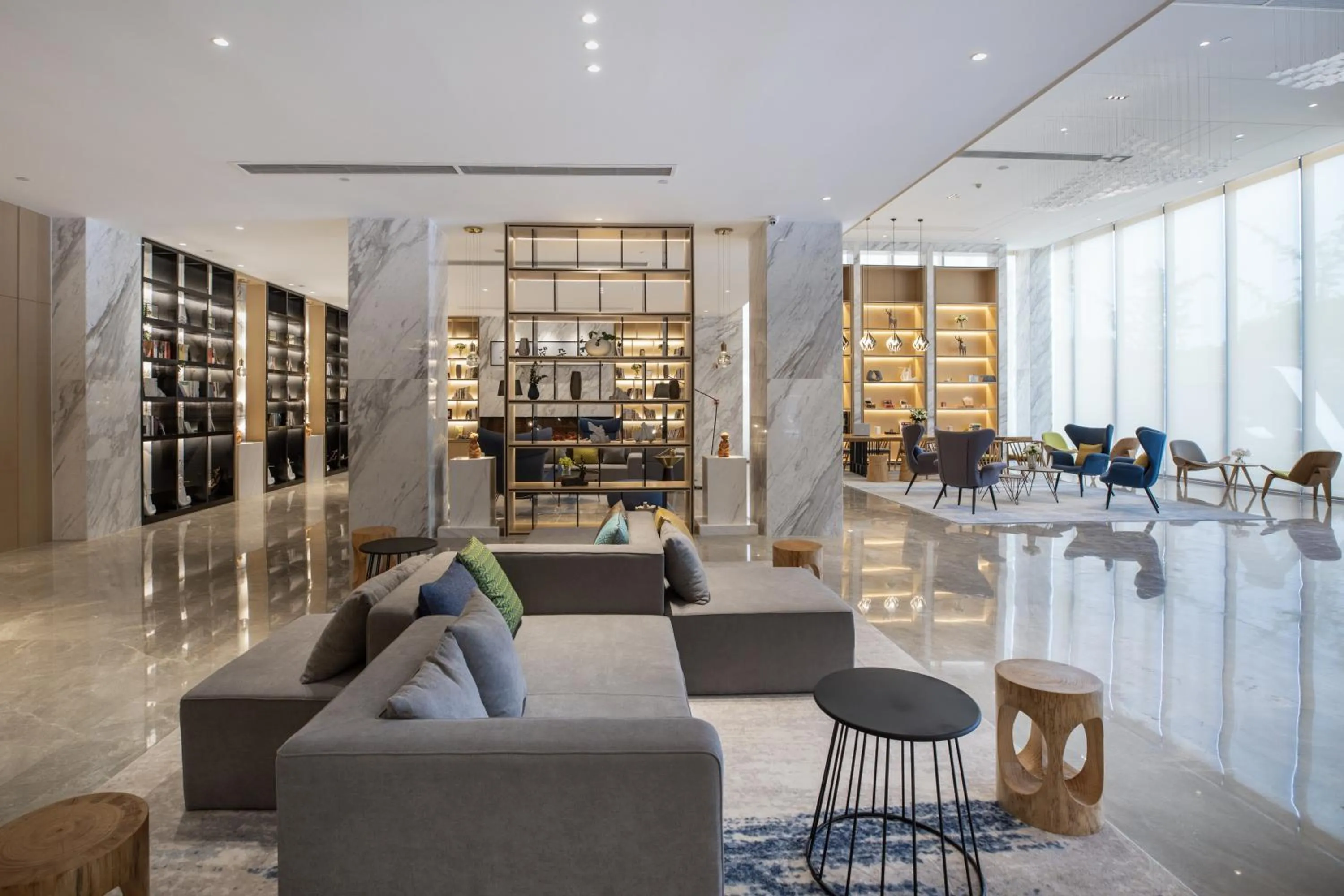 Atour Hotel (Wuhan Mulan Pishang Building)