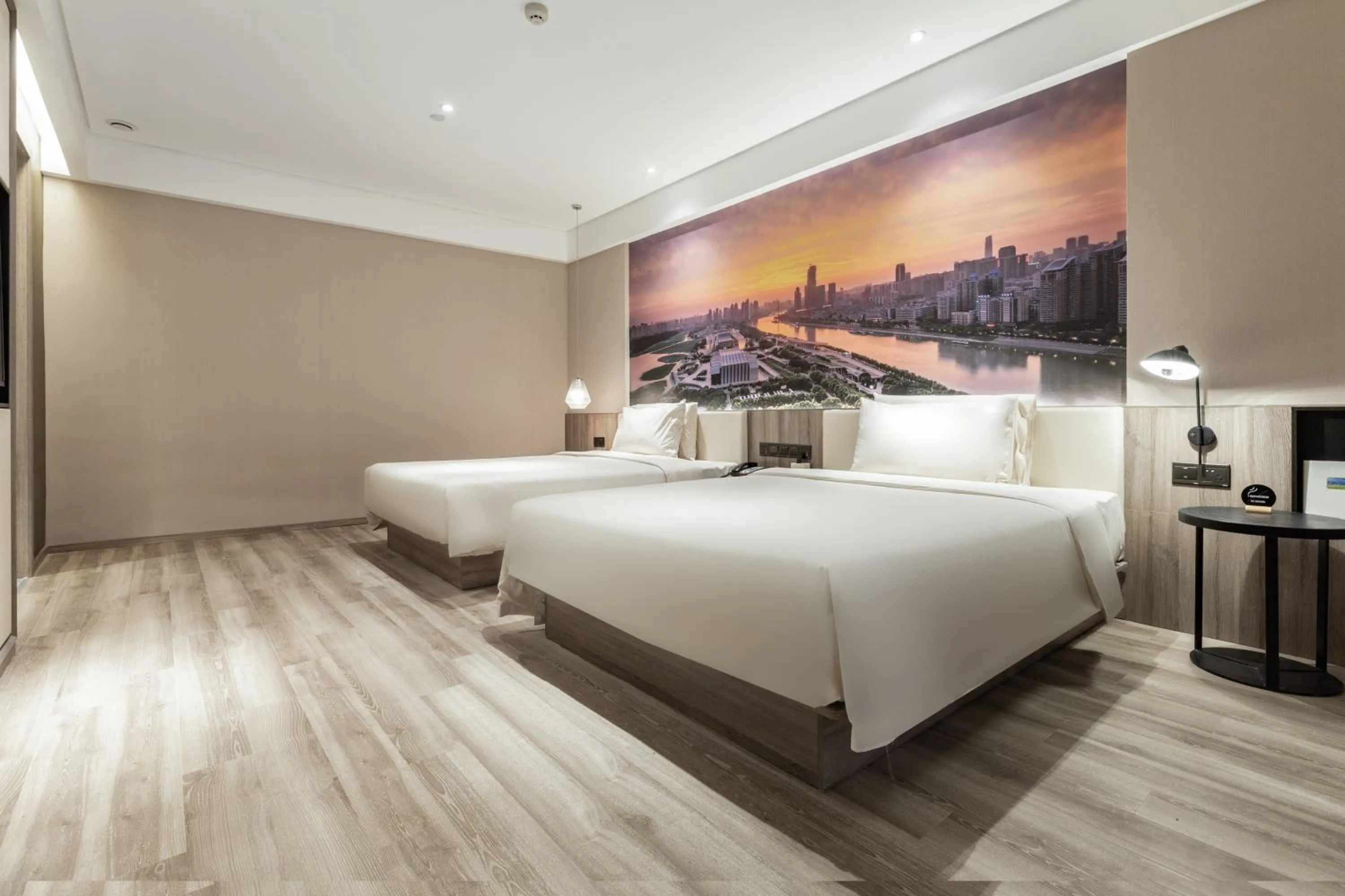 Bed in Atour Hotel (Wuhan Mulan Pishang Building)