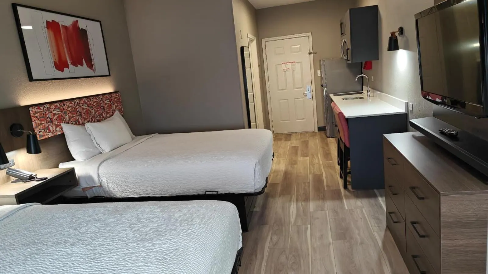 Bed in Hawthorn Extended Stay by Wyndham DFW Airport North