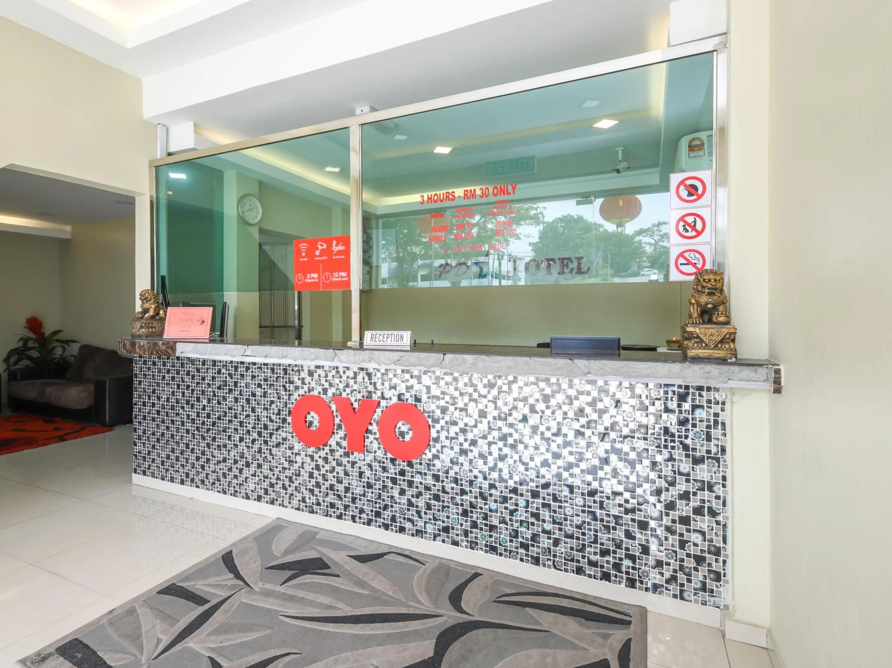 Lobby or reception, Lobby/Reception in OYO 1136 Pd Star Hotel