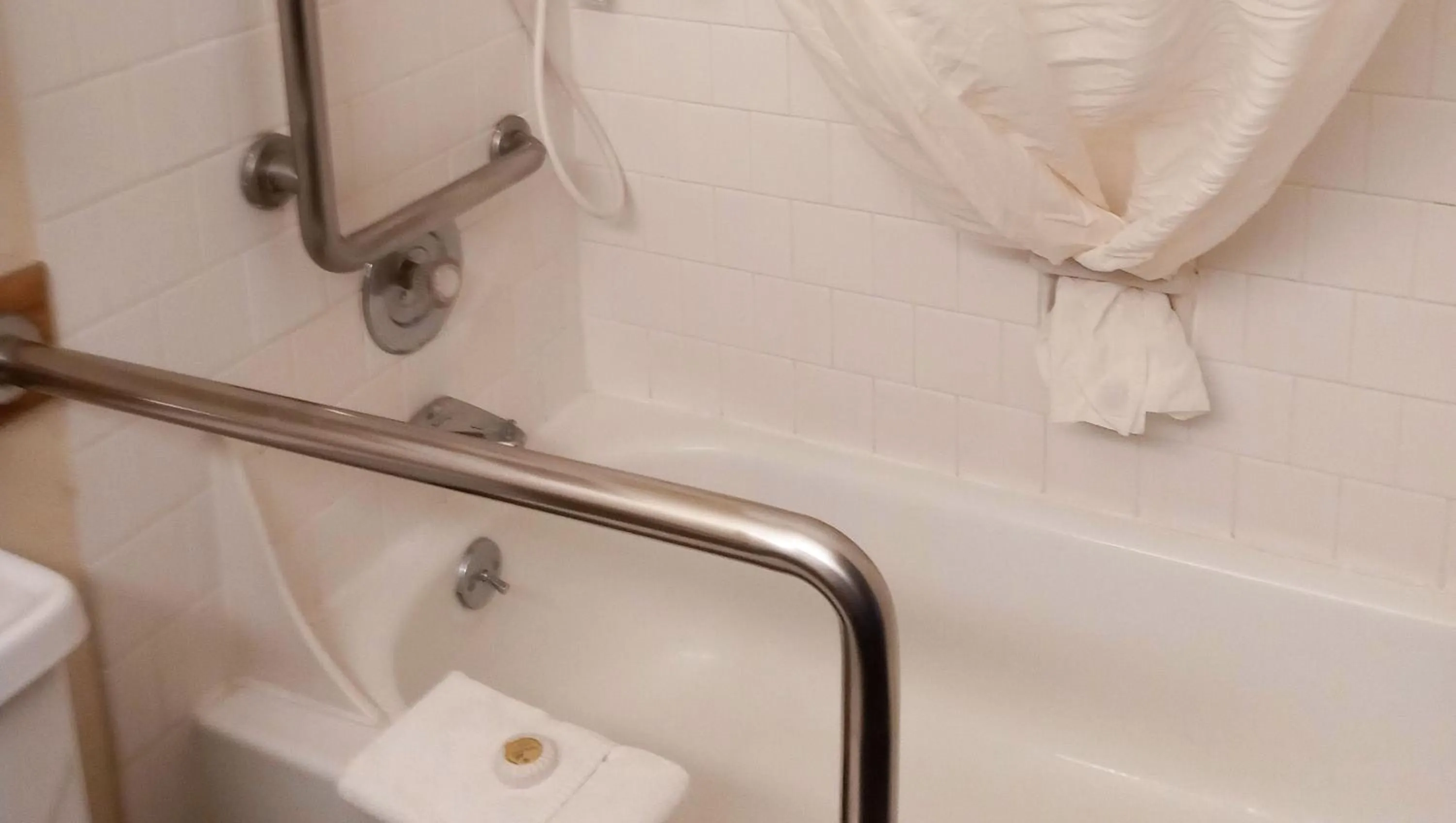 Bathroom in The La Grande Inn