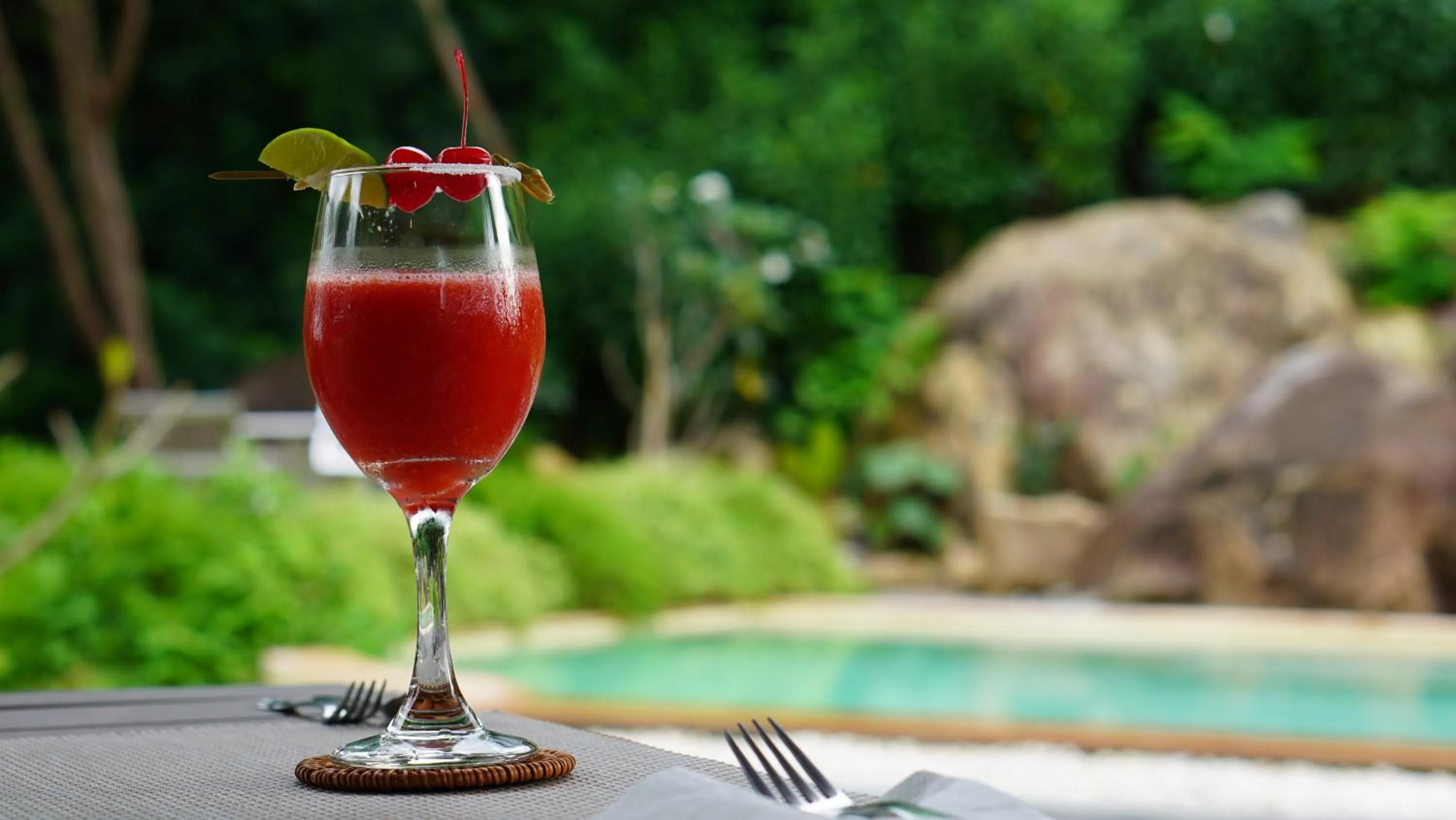 Alcoholic drinks in Roost Glamping - SHA Certified