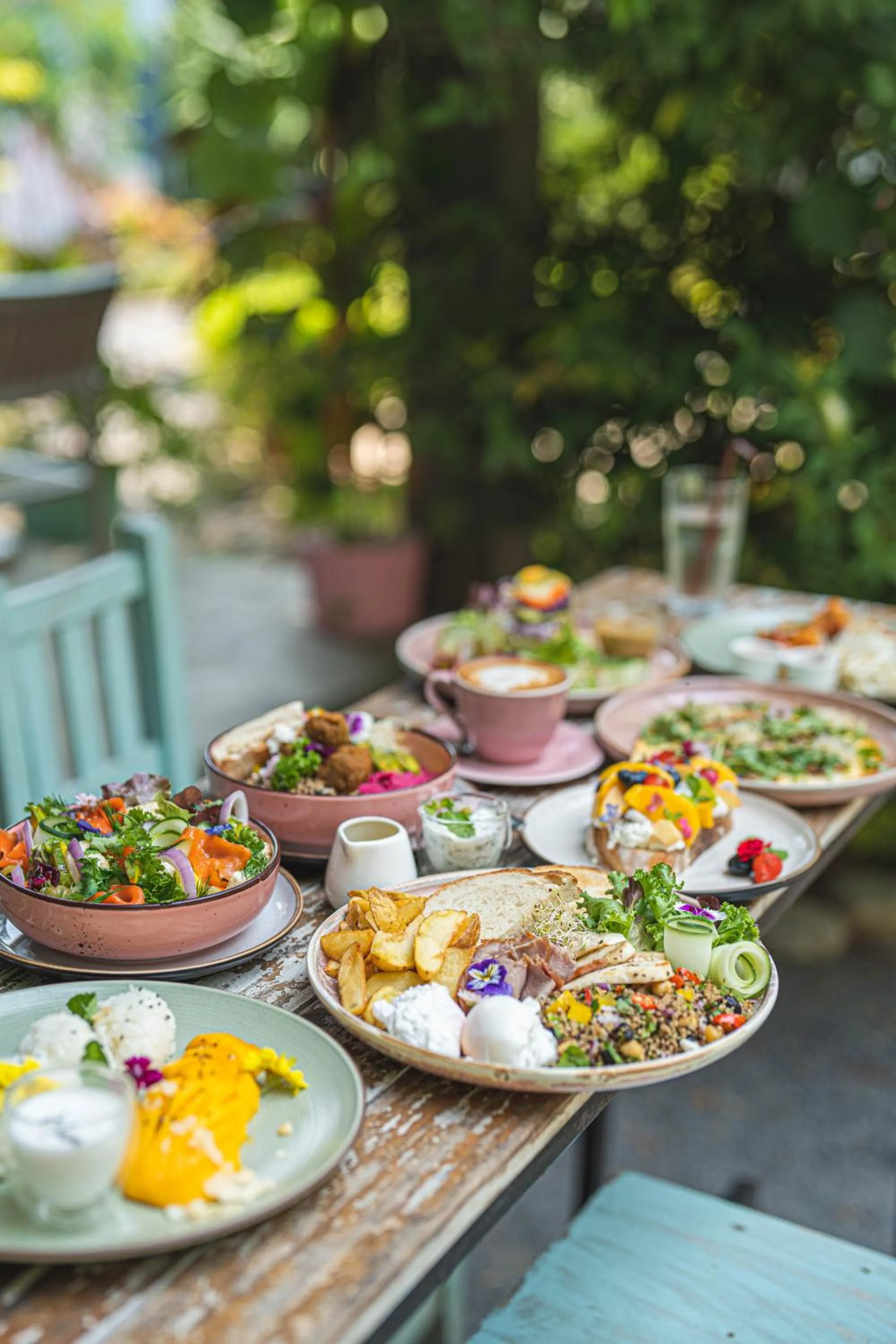 Lunch in Roost Glamping - SHA Certified