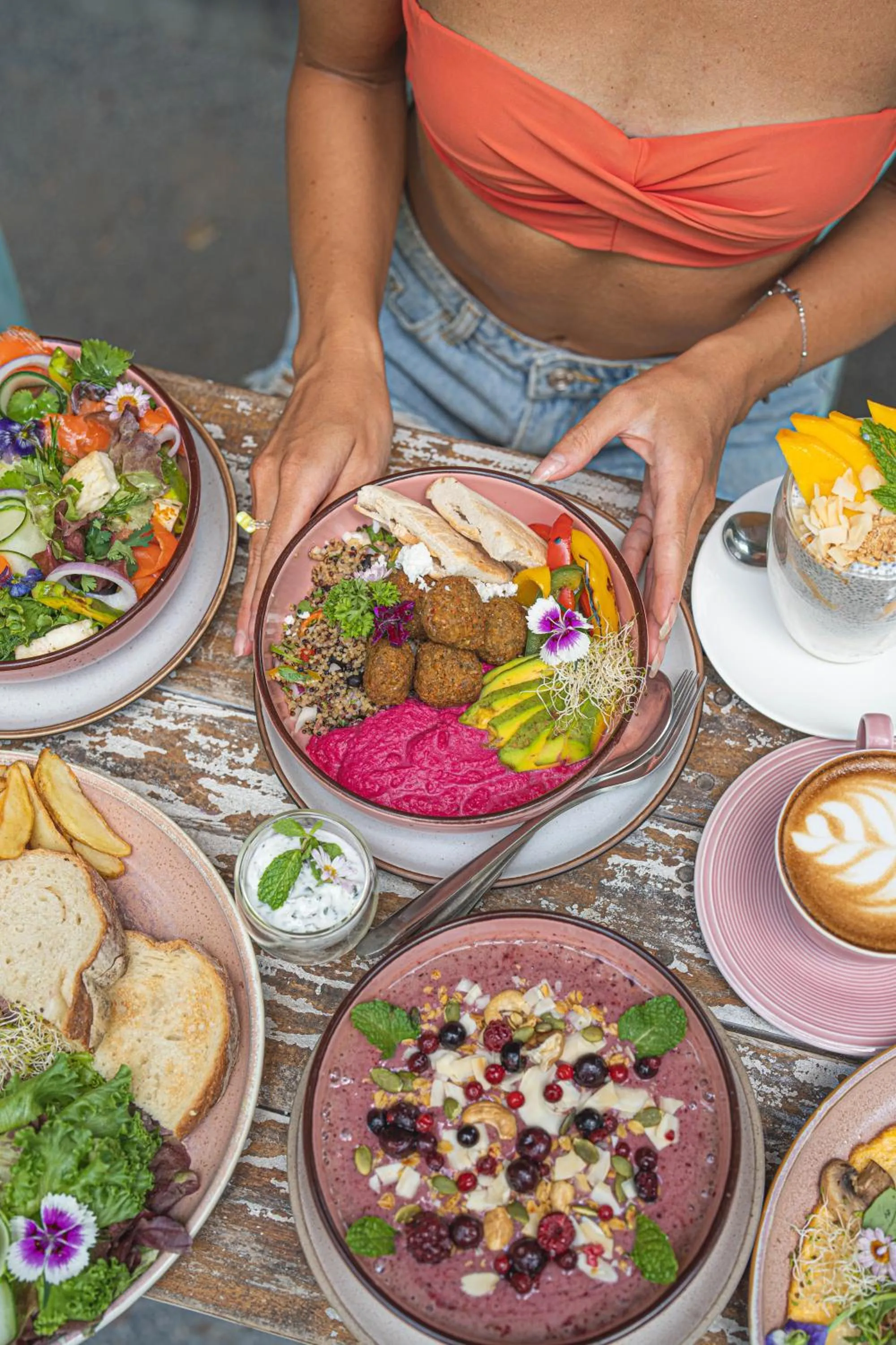 Food and drinks in Roost Glamping - SHA Certified