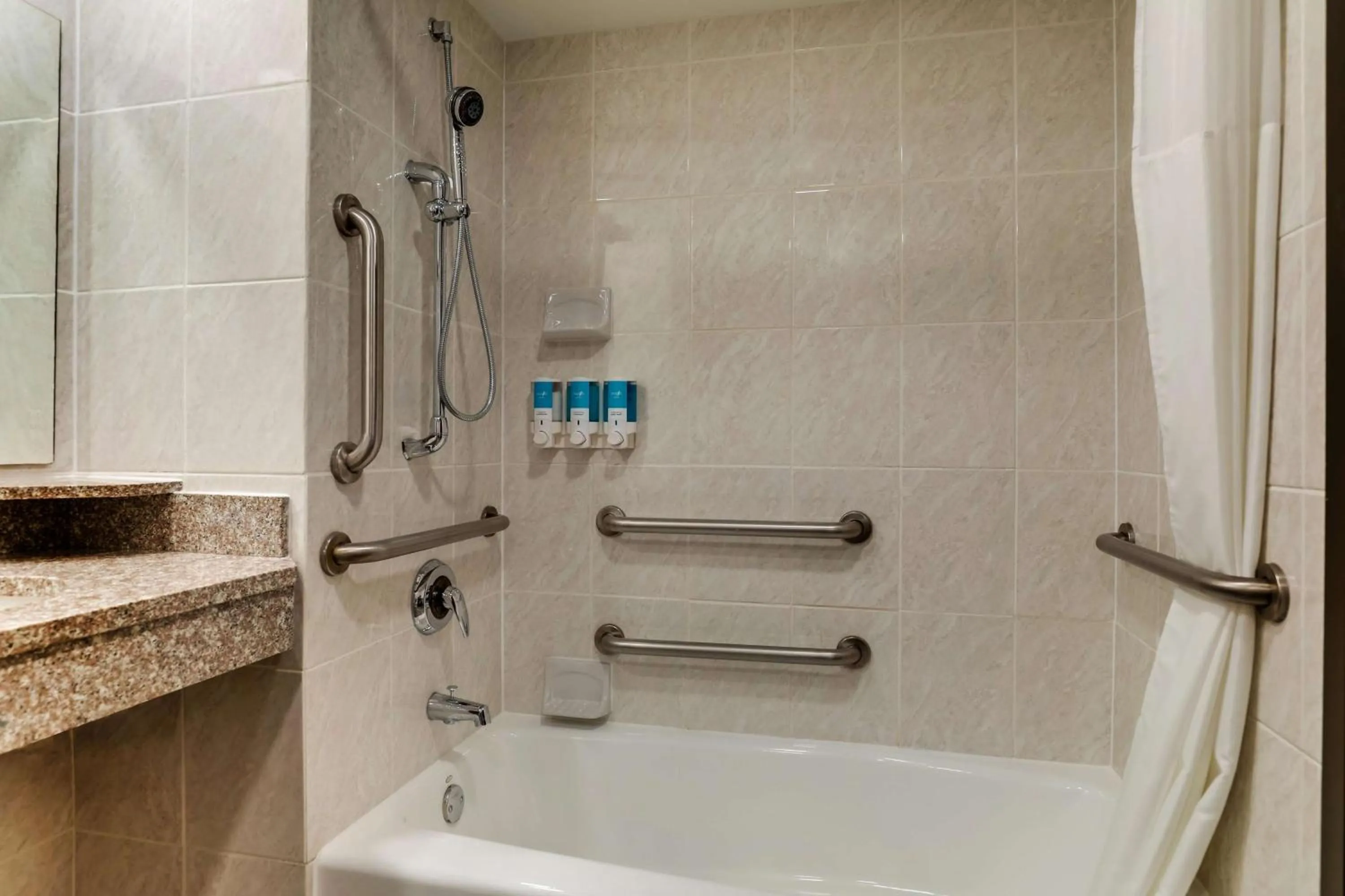 Bathroom in Drury Inn & Suites Columbus Dublin