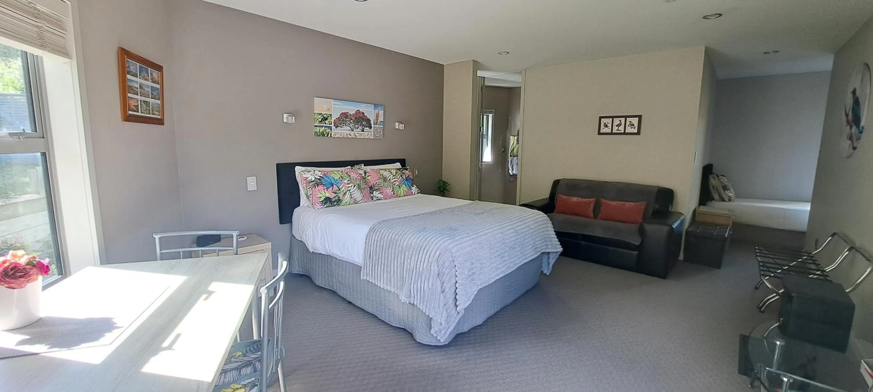 Bed in Hidden Gem in Oaklands