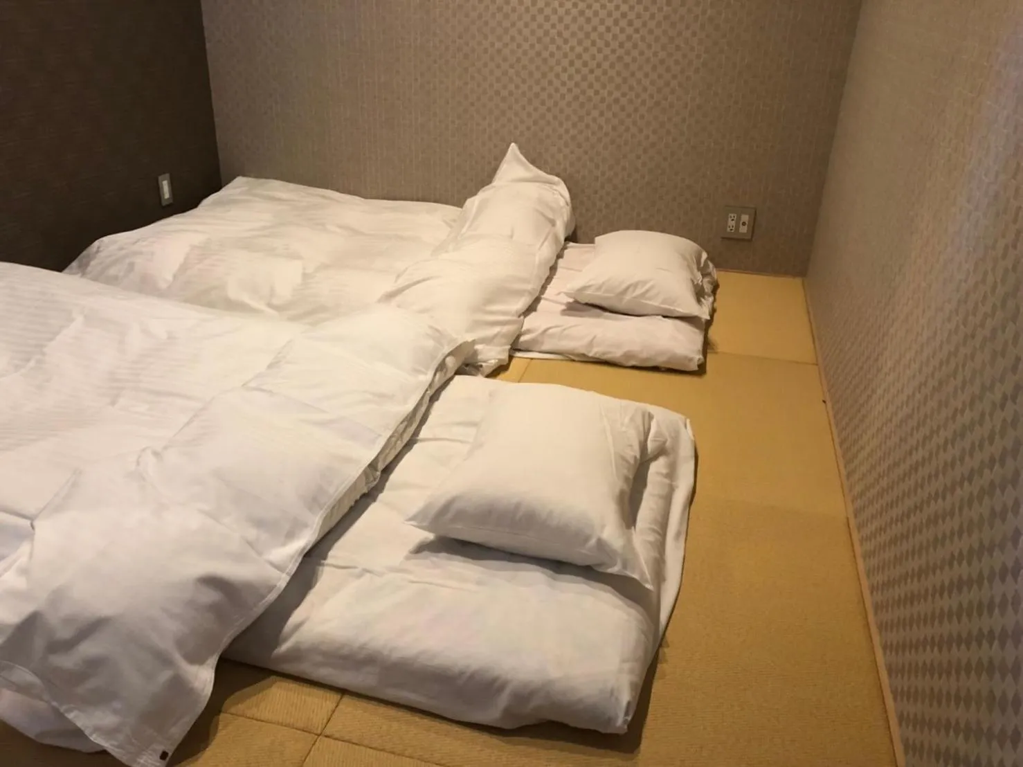 Bed in INDIGO GEO HOUSE #Ds1