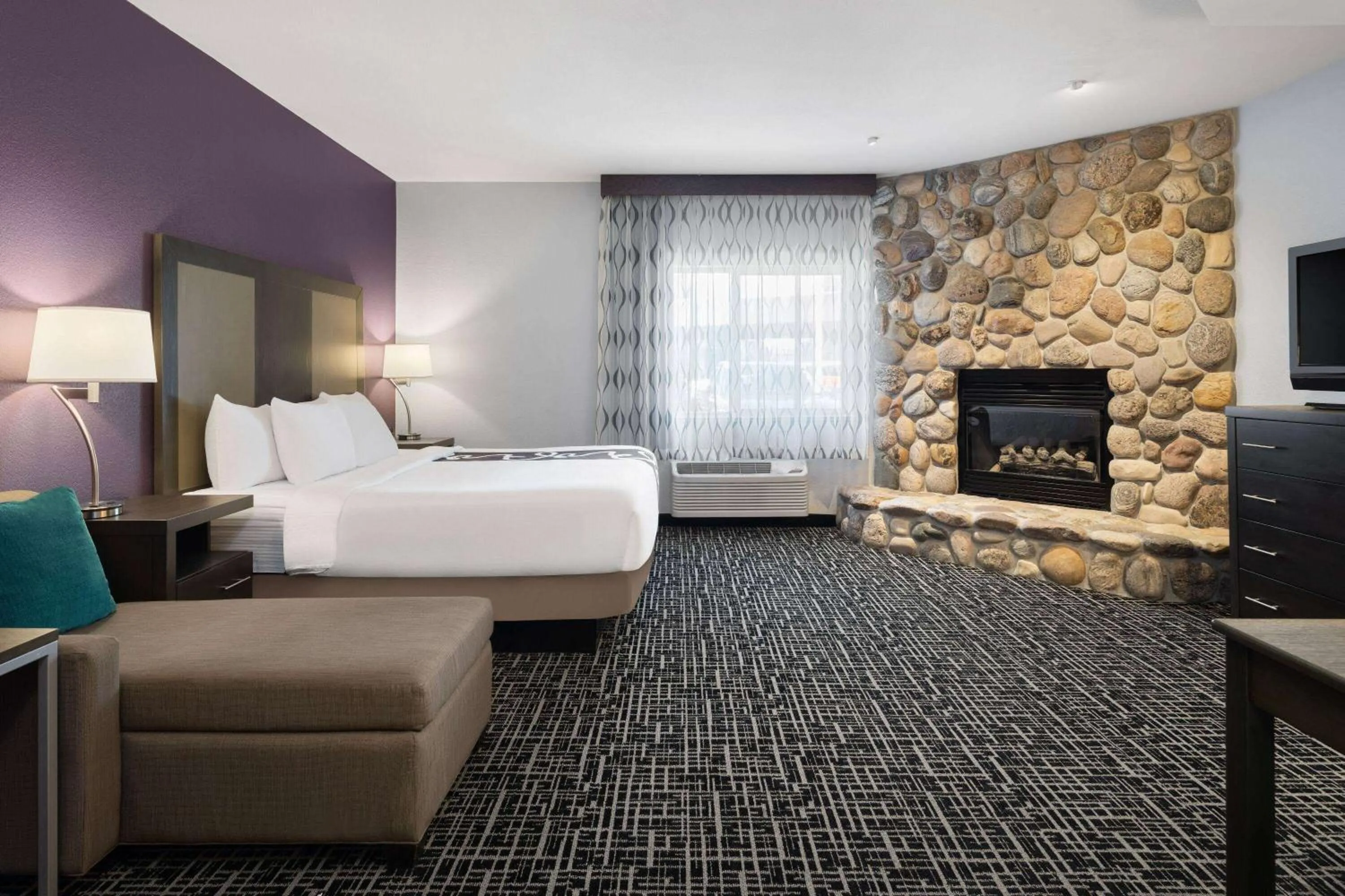 Photo of the whole room, Bed in La Quinta by Wyndham Pocatello