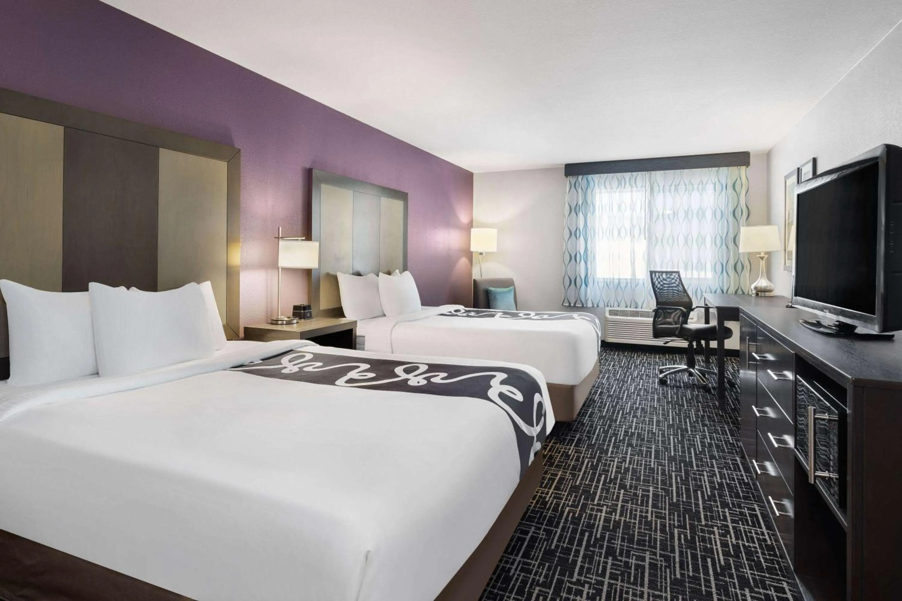 Photo of the whole room, Bed in La Quinta by Wyndham Pocatello