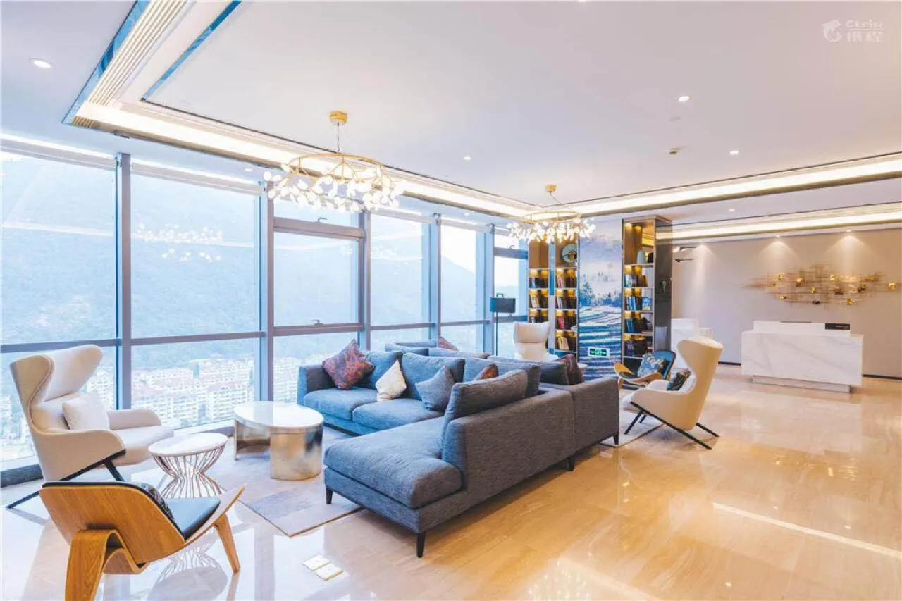 Lounge or bar in Atour Hotel Taizhou Linhai Branch