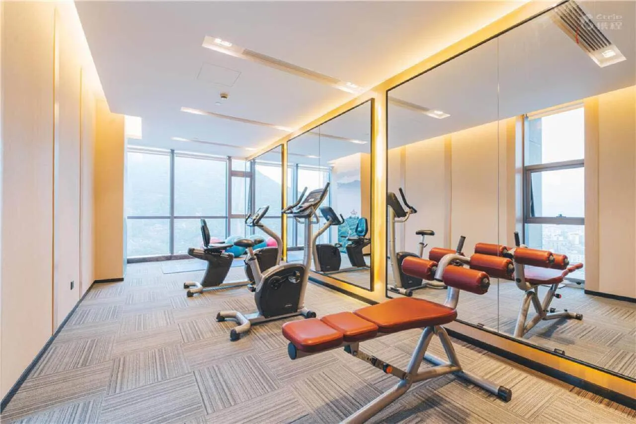 Fitness centre/facilities in Atour Hotel Taizhou Linhai Branch