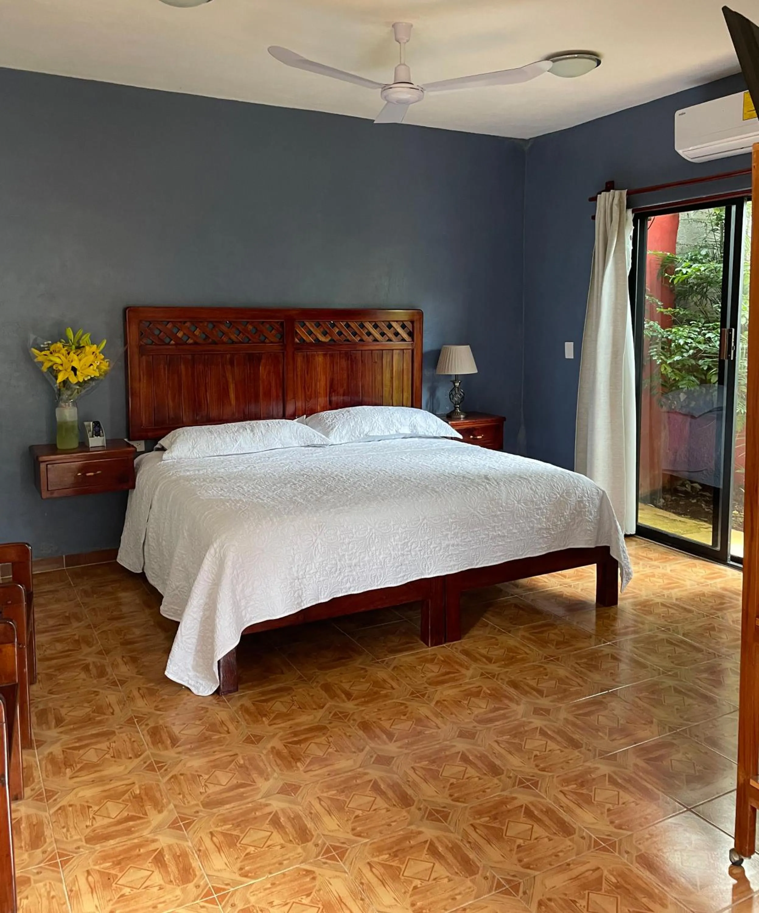 Double Room with Private Bathroom in Casa Xu´unan