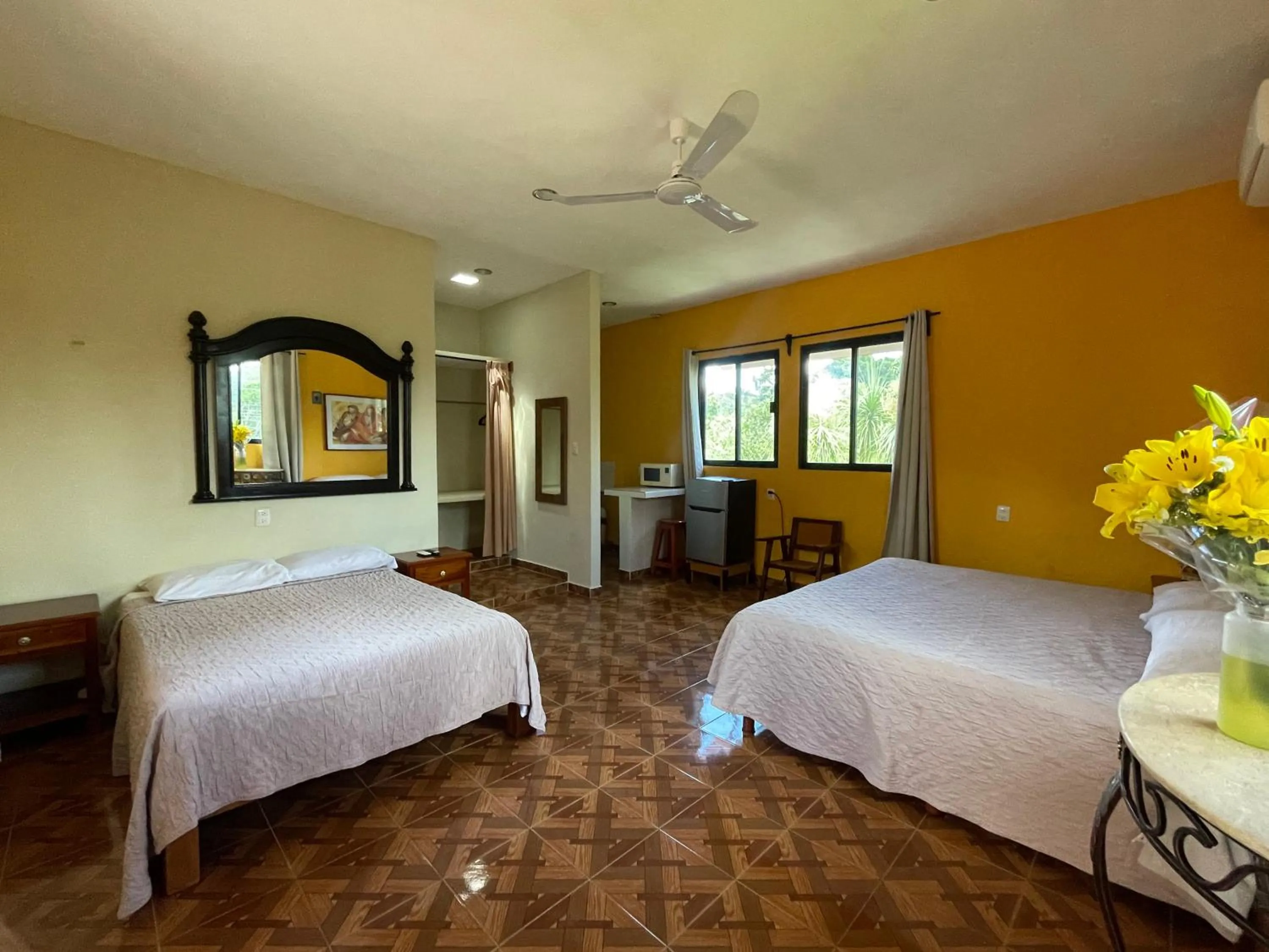 Deluxe Double Room with Two Double Beds in Casa Xu´unan