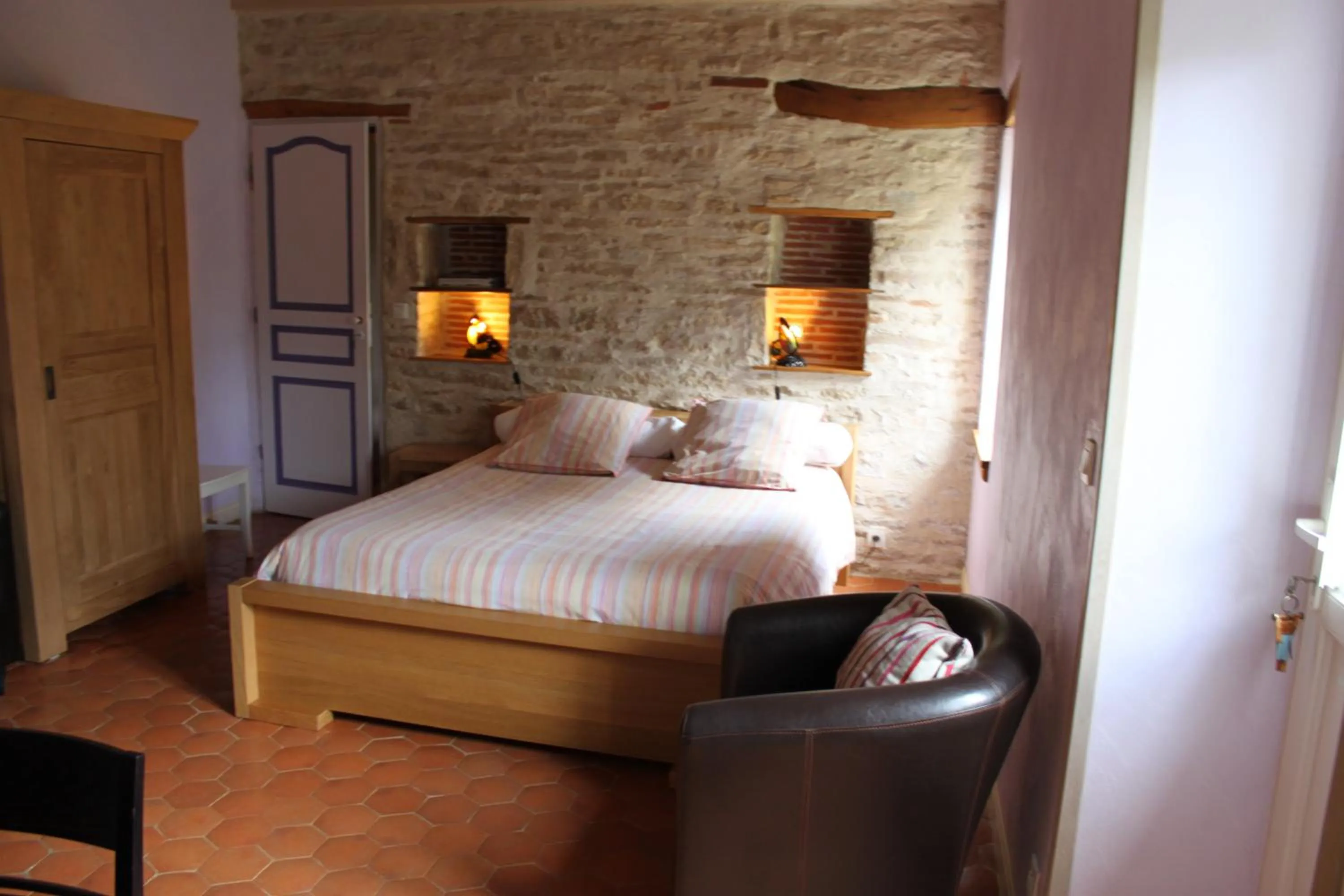 Bedroom, Bed in les agnates