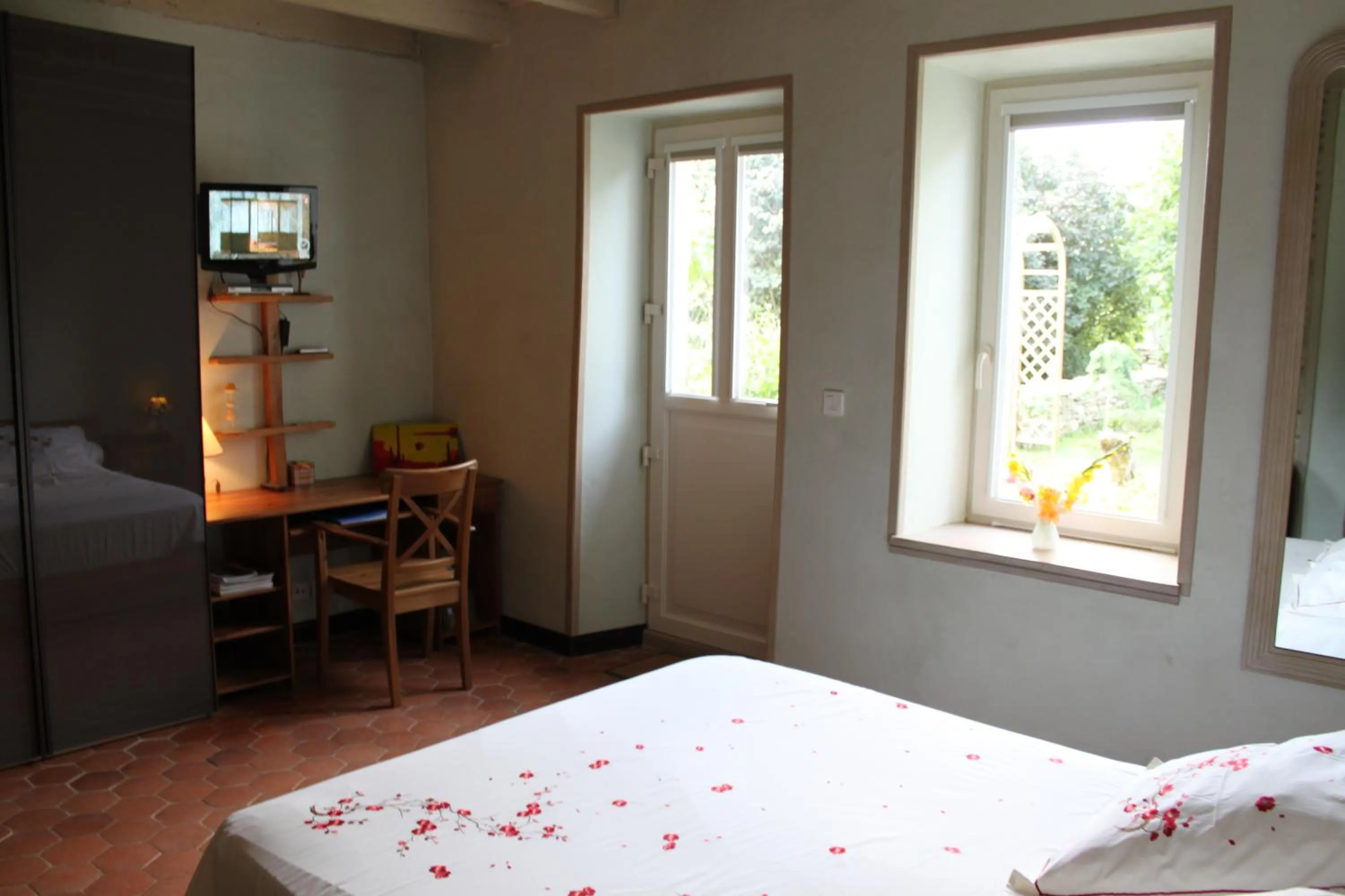 Bedroom, Bed in les agnates