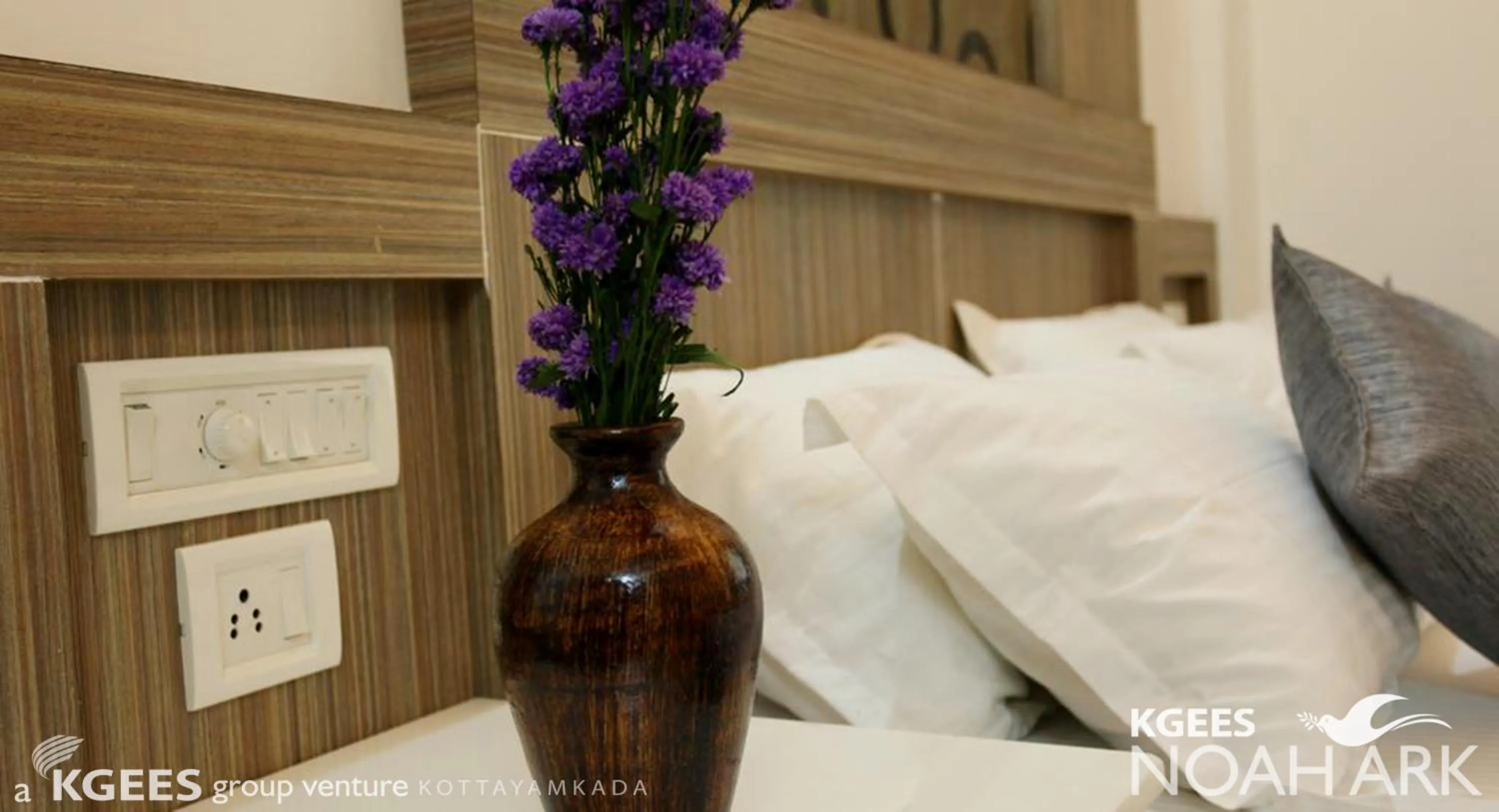 Bedroom, Bed in Kgees Noah Ark