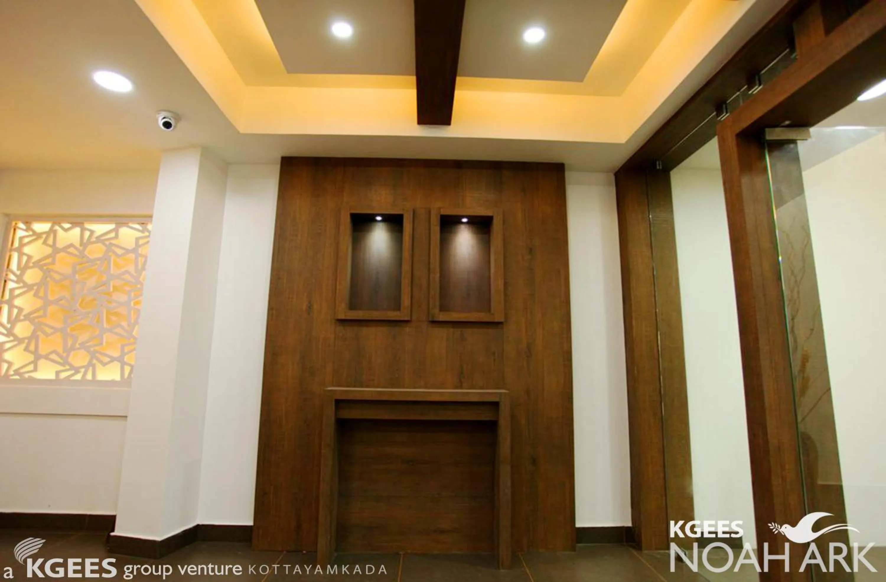 Facade/entrance in Kgees Noah Ark