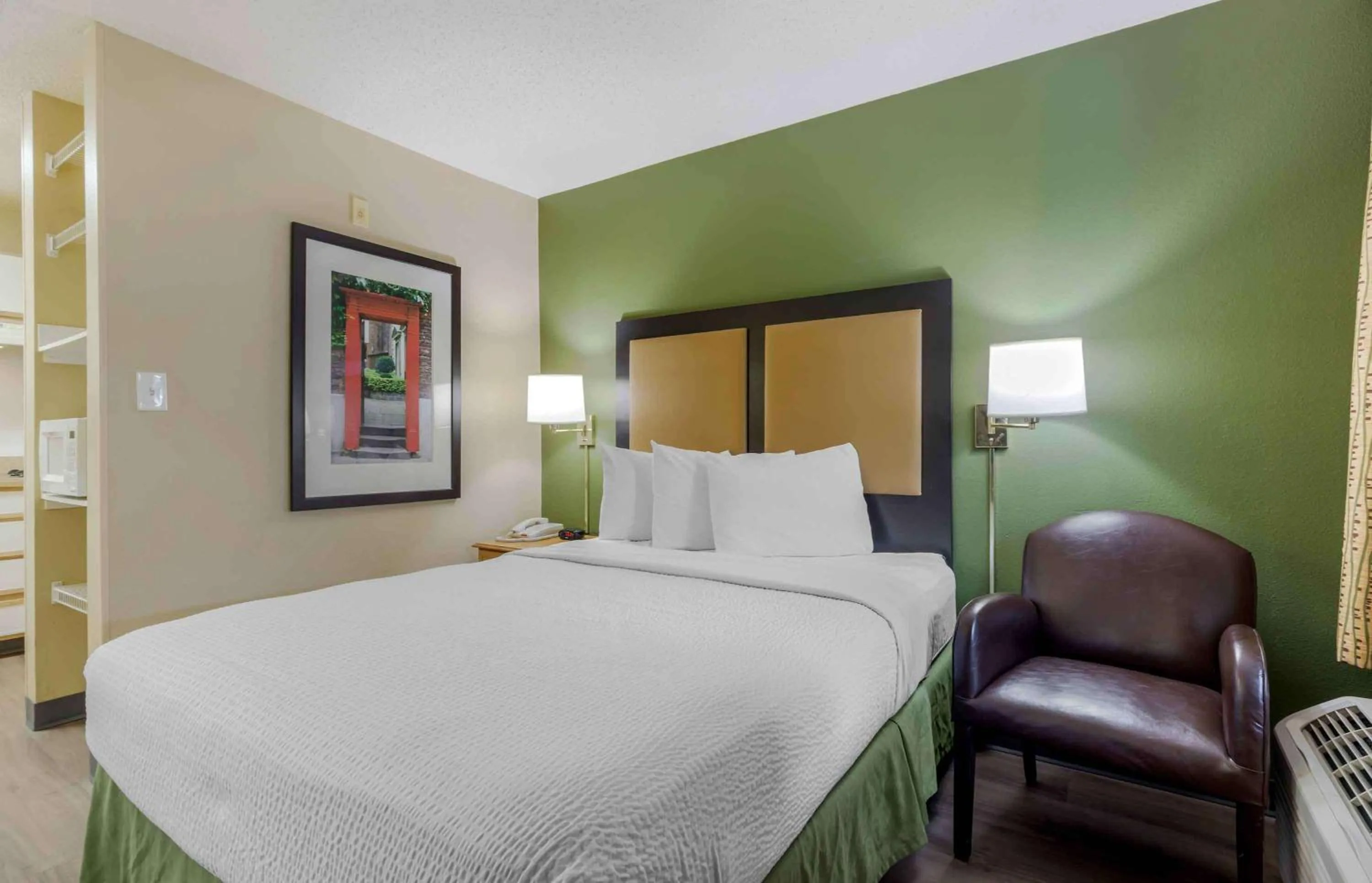 Bedroom, Bed in Extended Stay America Suites - Dallas - Las Colinas - Carnaby St