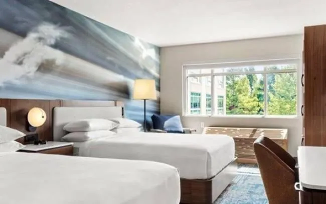 Bed in Delta Hotels by Marriott Midwest City at the Reed Conference Center