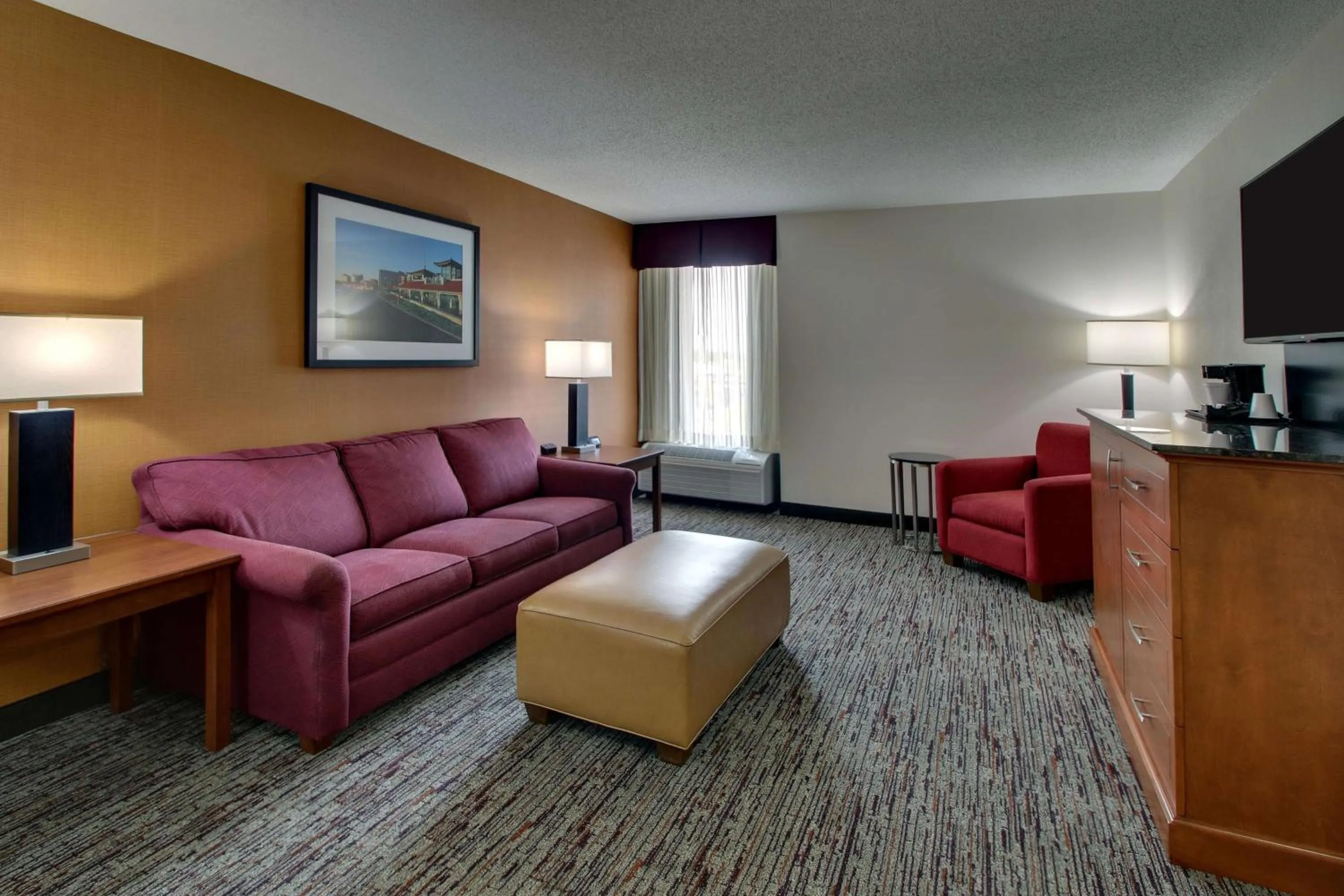Photo of the whole room in Drury Inn & Suites Evansville East