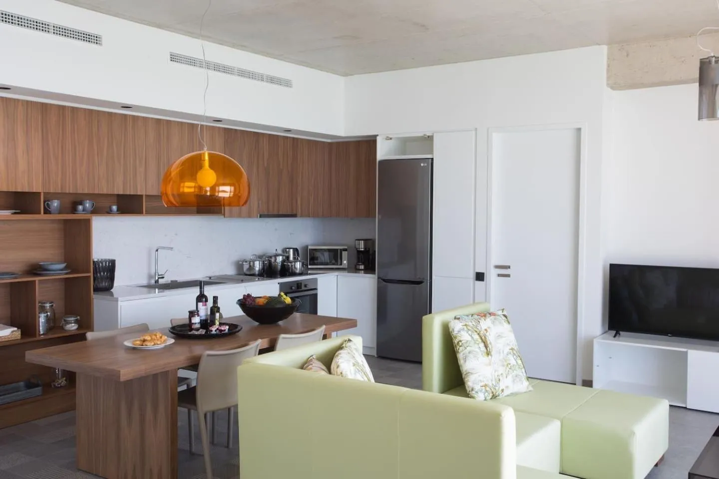 Kitchen or kitchenette in Villa Fyki