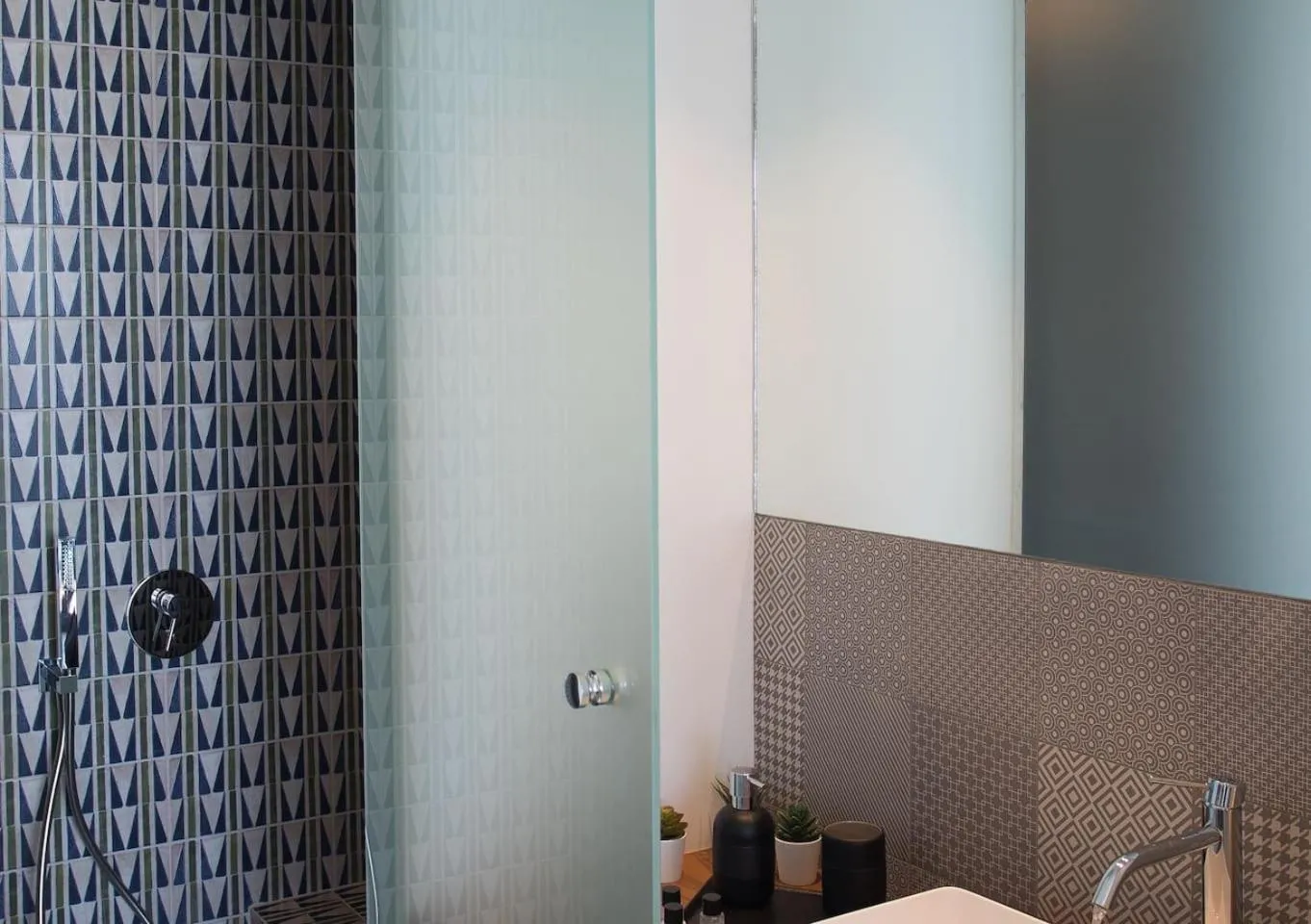Shower in Villa Fyki