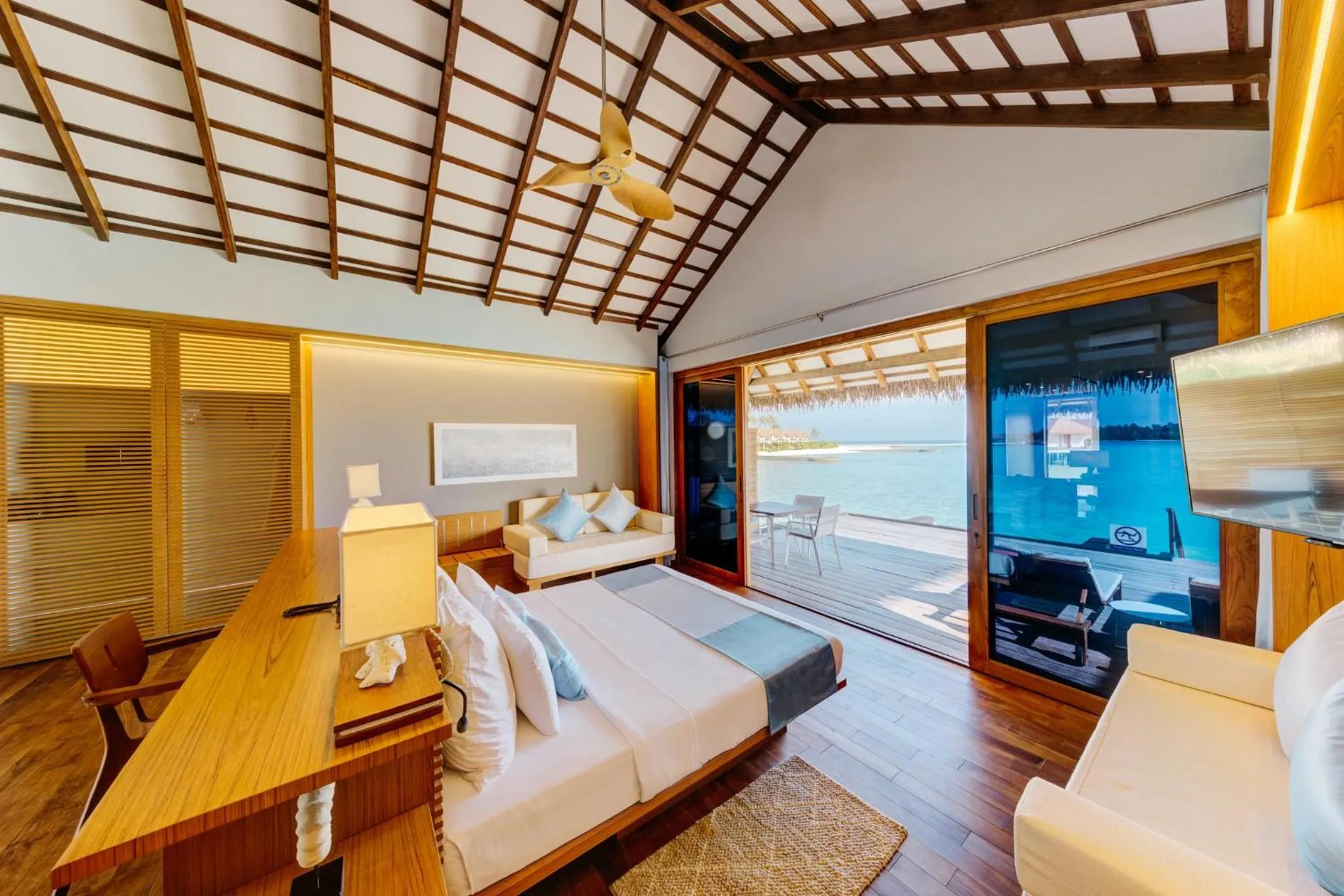 Bedroom, Bed in Cinnamon Velifushi Maldives