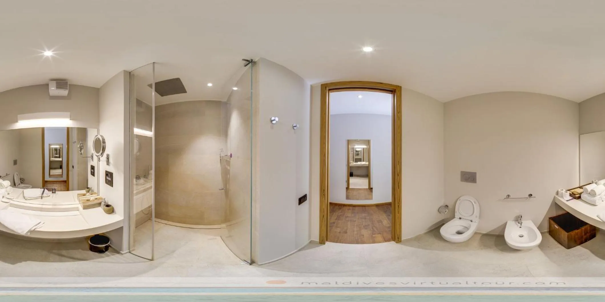 Bathroom in Cinnamon Velifushi Maldives