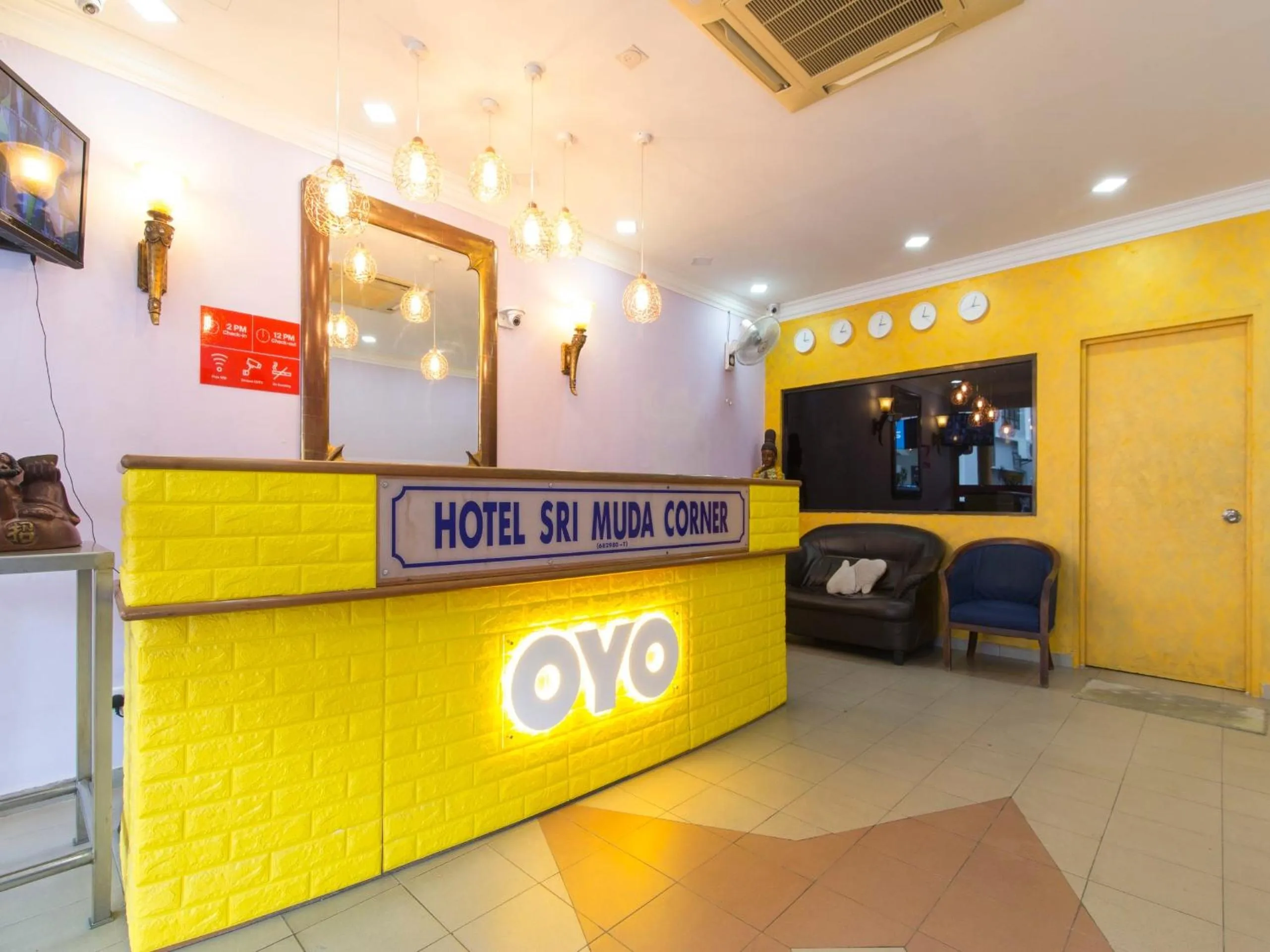 Lobby or reception in Hotel O Sri Muda Corner Sdn Bhd