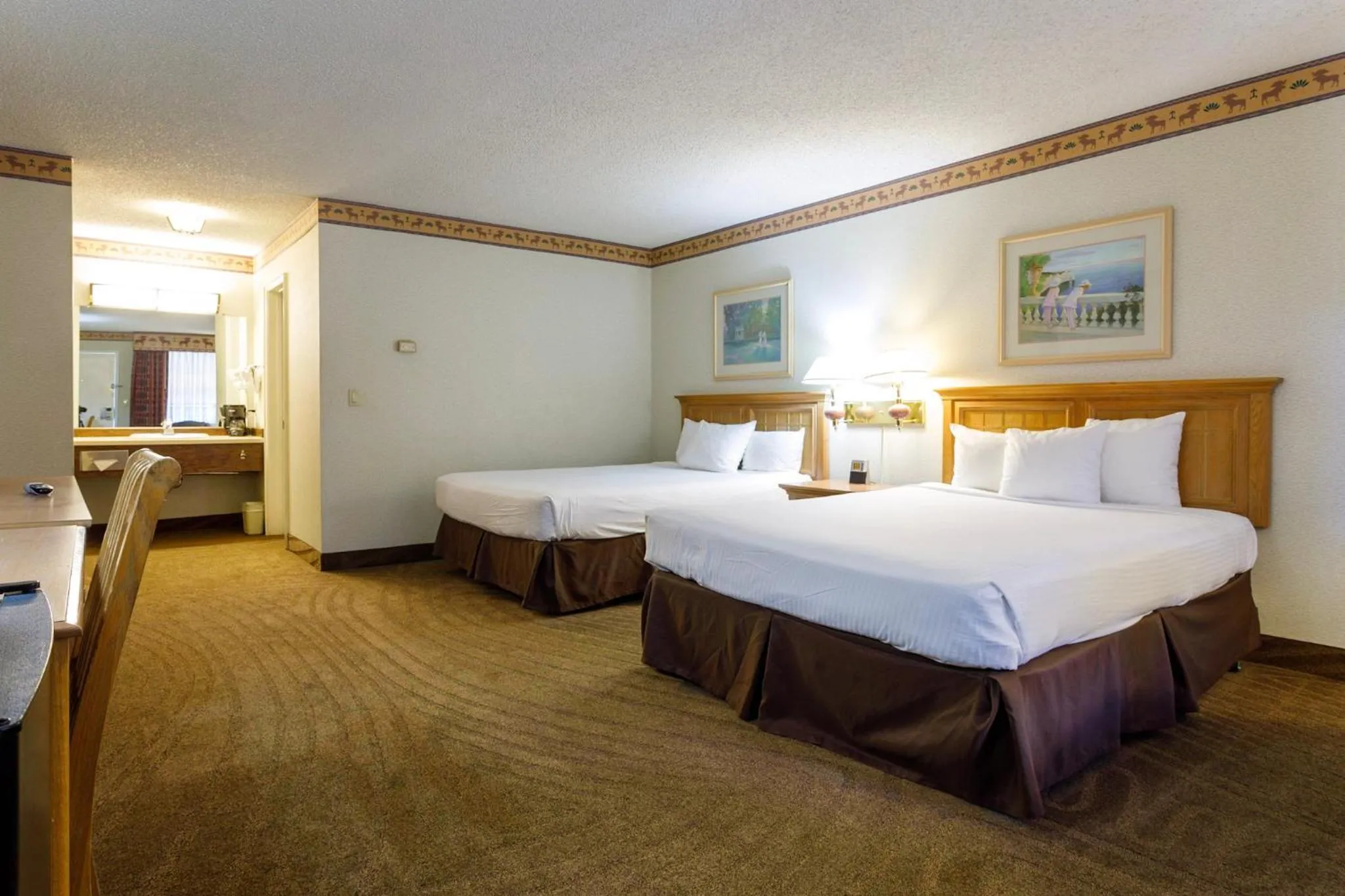 Bed in Gold Country Inn and Casino by Red Lion Hotels