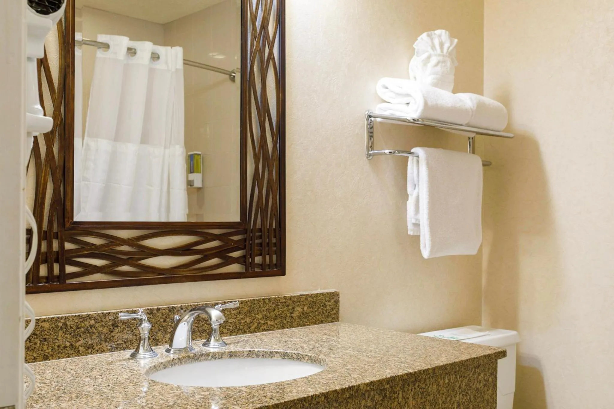 Shower in Gold Country Inn and Casino by Red Lion Hotels