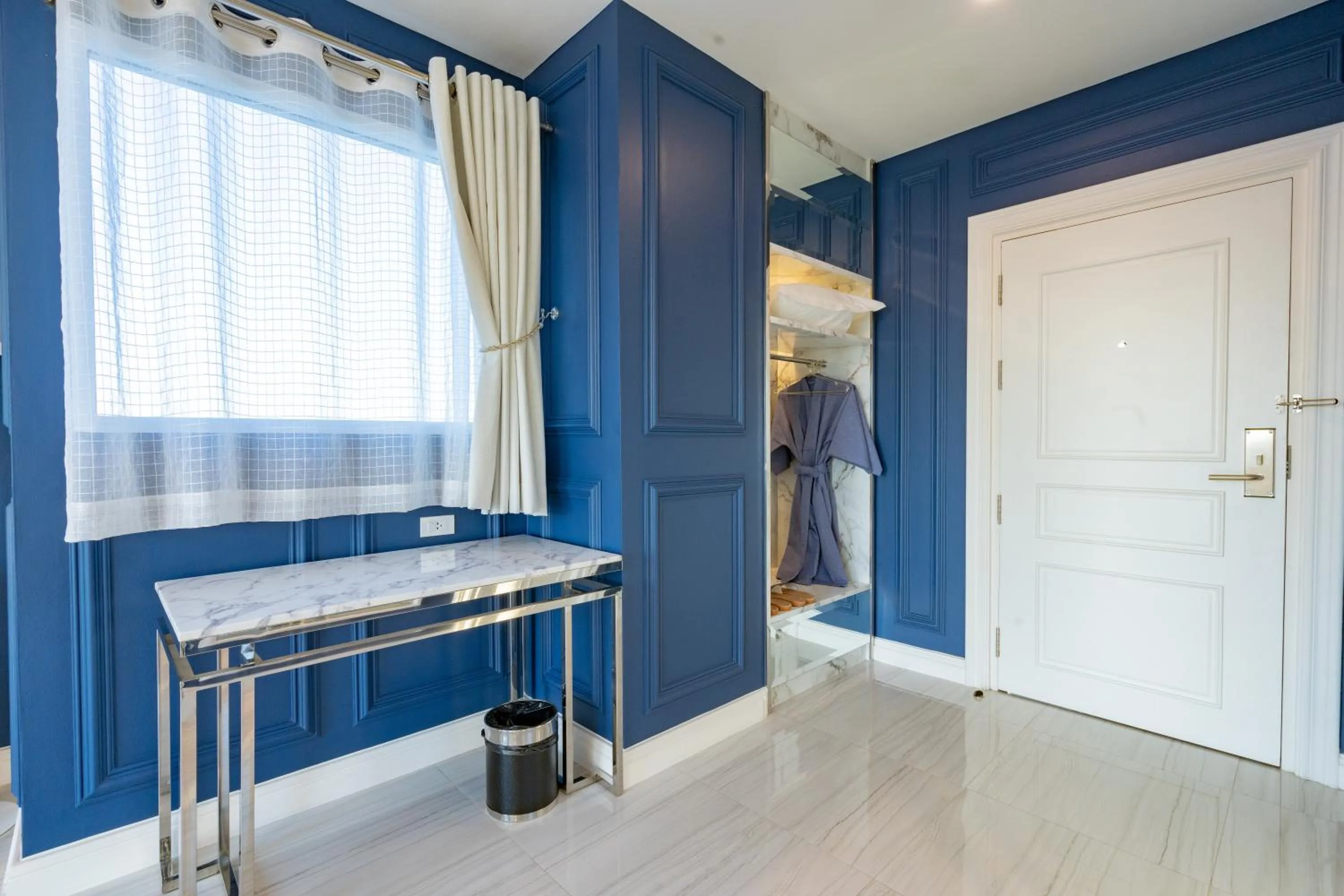 wardrobe in Belle Grand Hotel