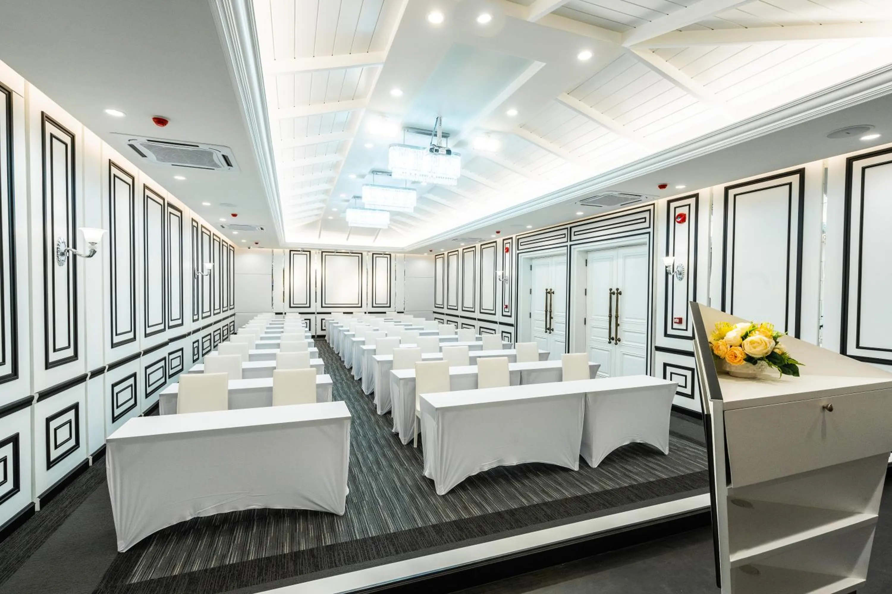 Meeting/conference room in Belle Grand Hotel