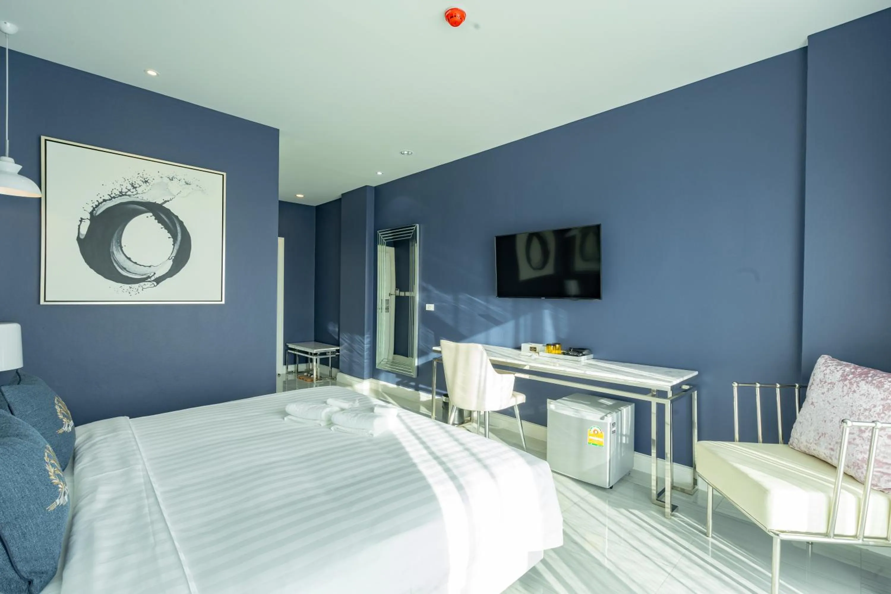 TV and multimedia, Bed in Belle Grand Hotel